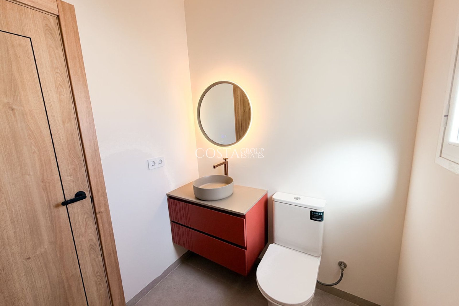 Resale - Villa -
Orihuela Costa - Playa Flamenca