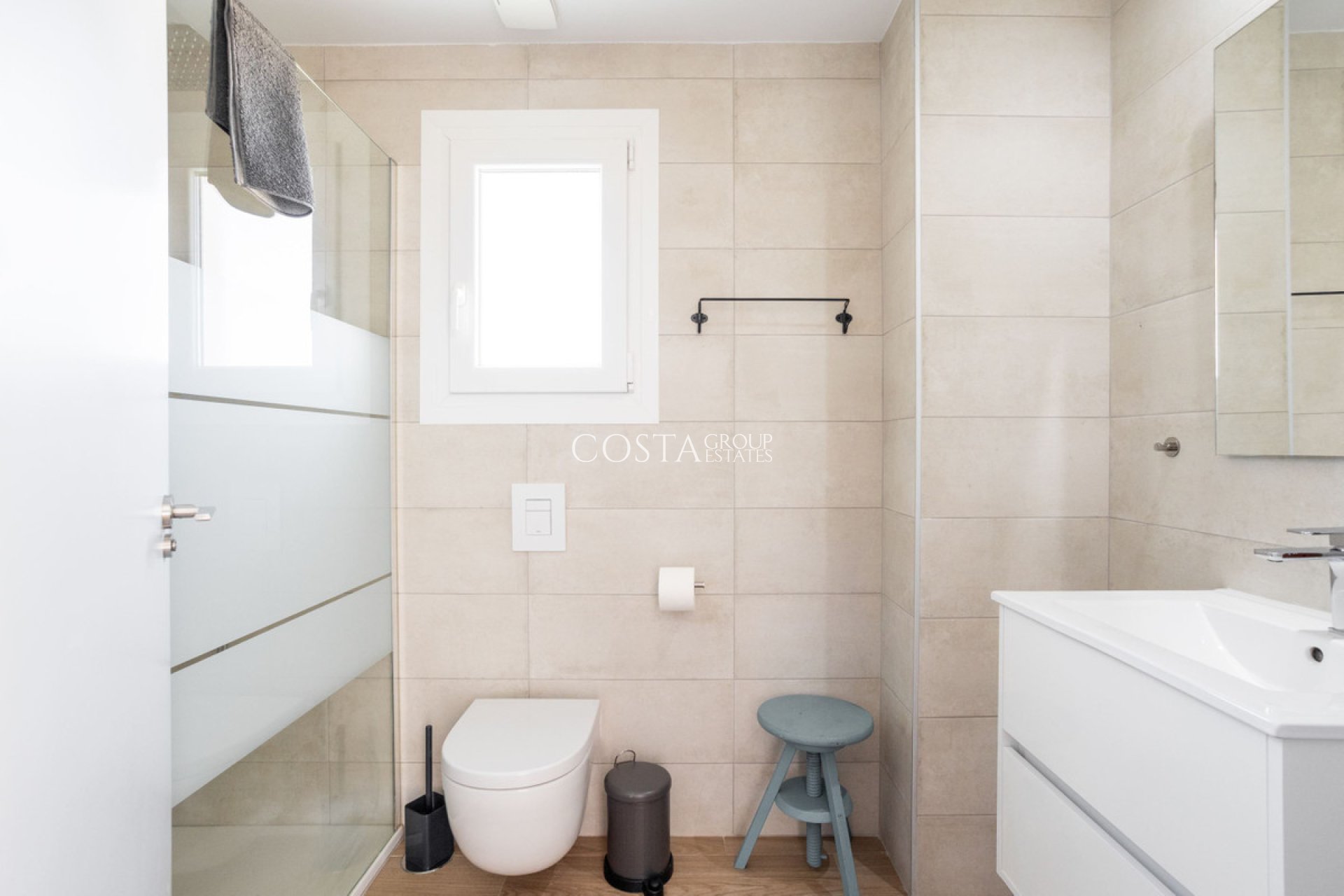 Resale - Villa -
Orihuela Costa - Playa Flamenca