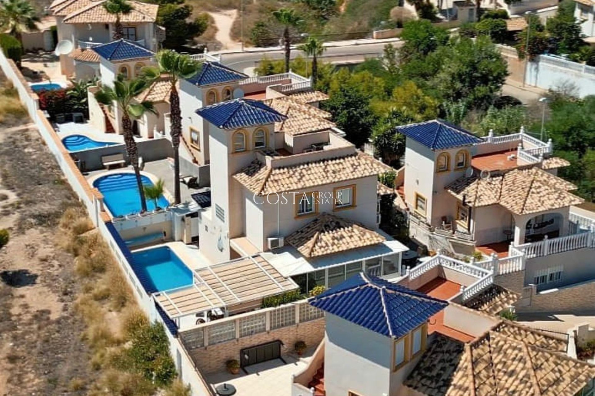 Resale - Villa -
Orihuela Costa - Playa Flamenca