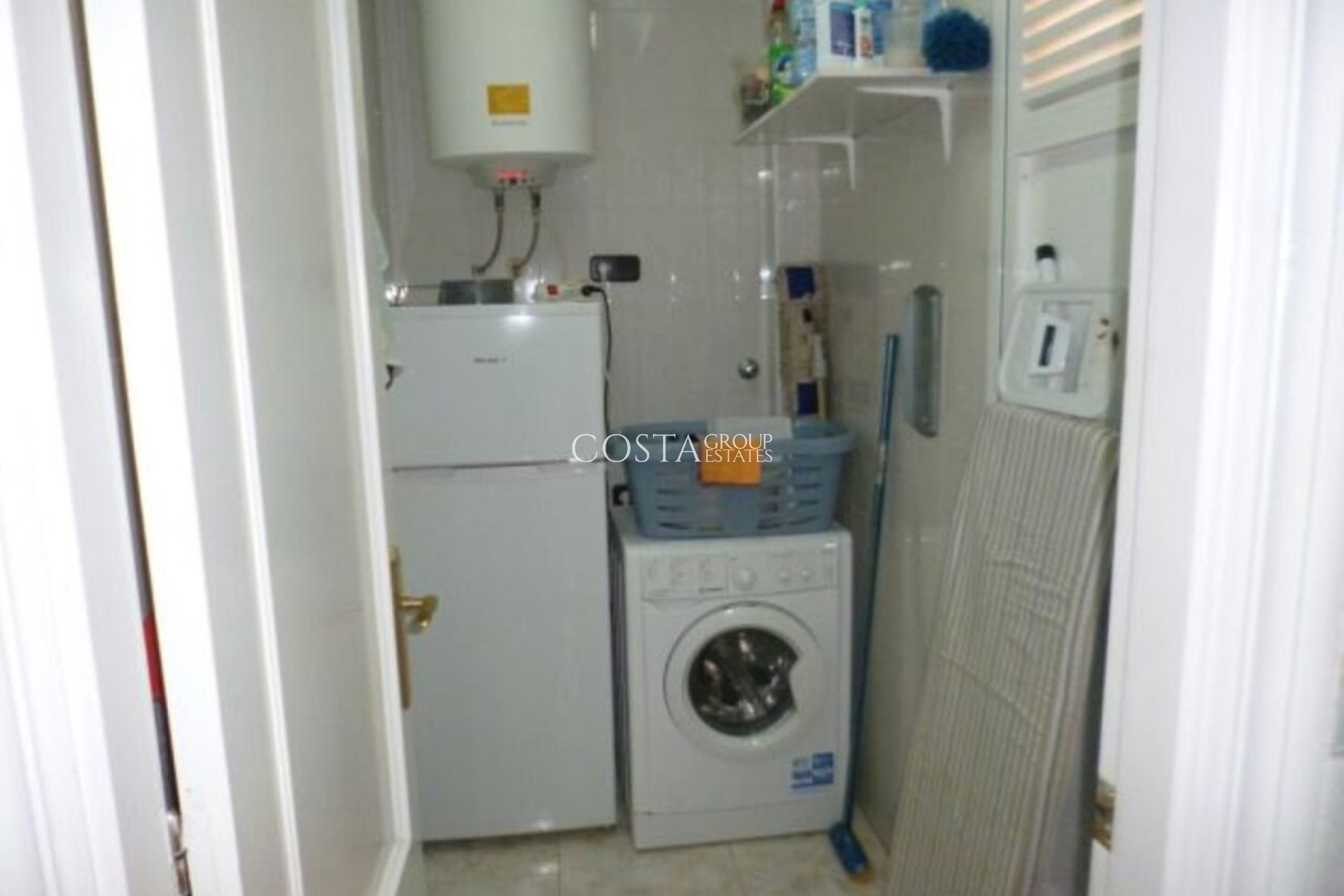 Resale - Villa -
Orihuela Costa - Playa Flamenca