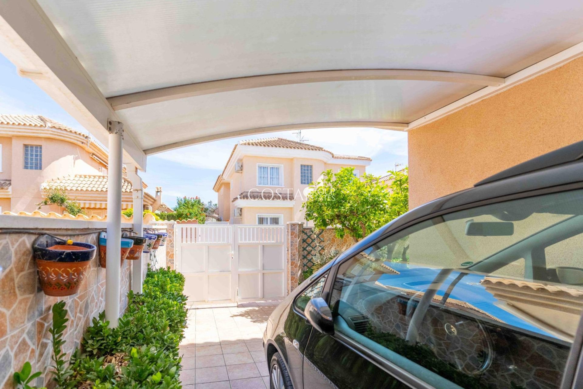 Resale - Villa -
Orihuela Costa - Punta Prima