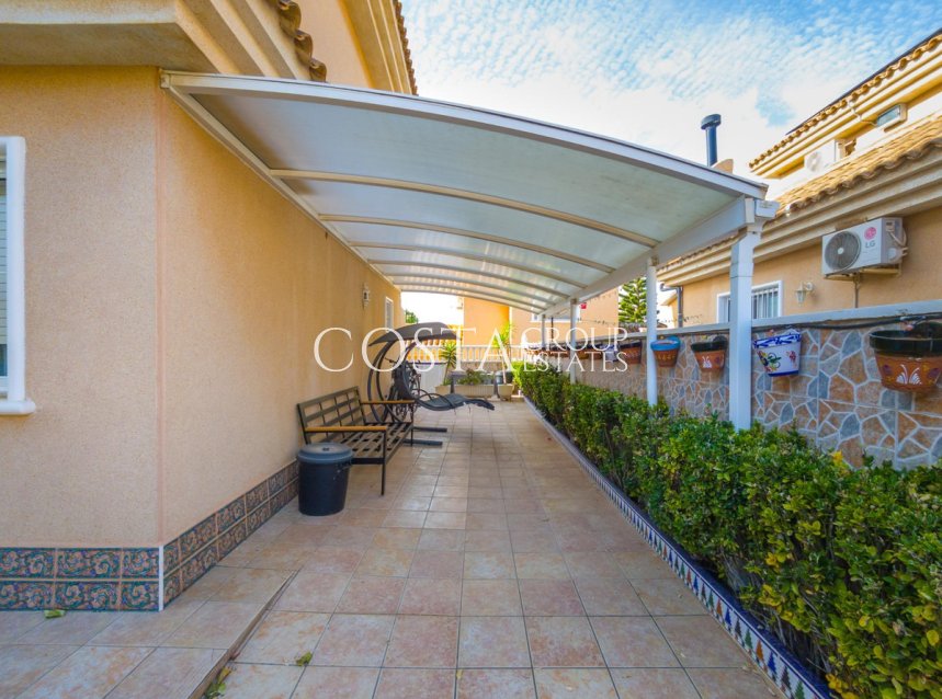 Resale - Villa -
Orihuela Costa - Punta Prima