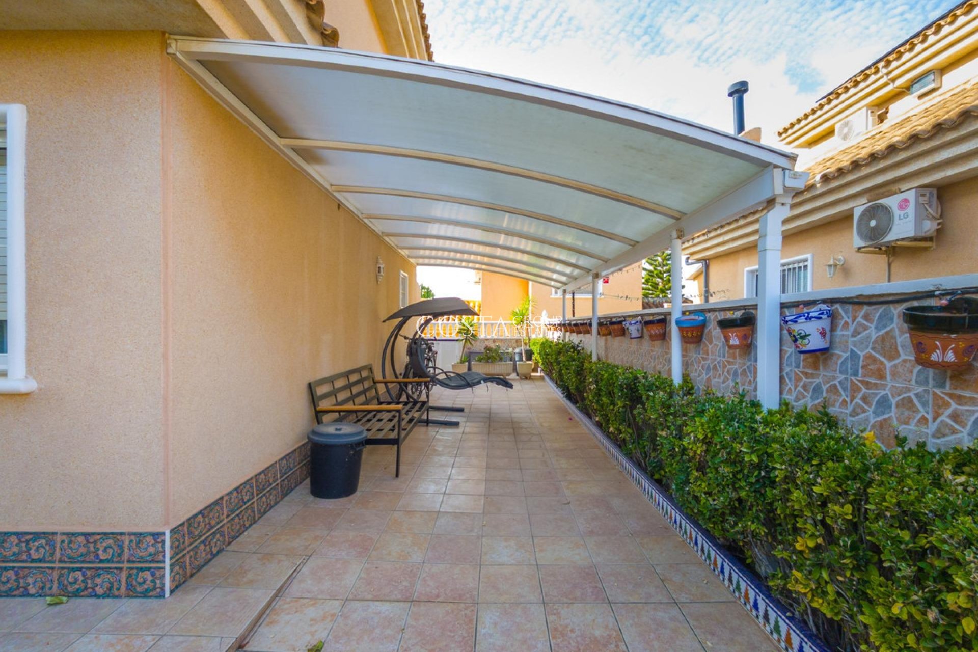 Resale - Villa -
Orihuela Costa - Punta Prima