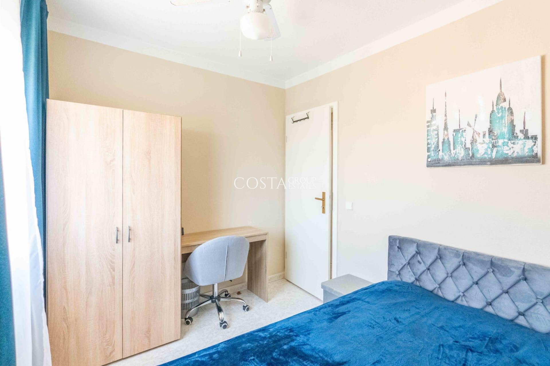 Resale - Villa -
Orihuela Costa - Punta Prima