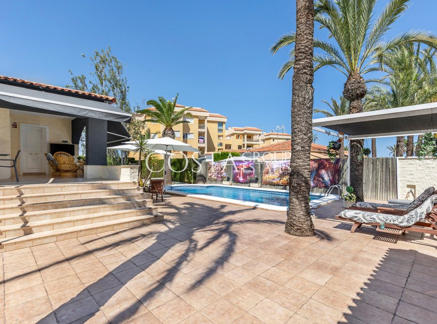 Resale - Villa -
Orihuela Costa - Rocio del Mar