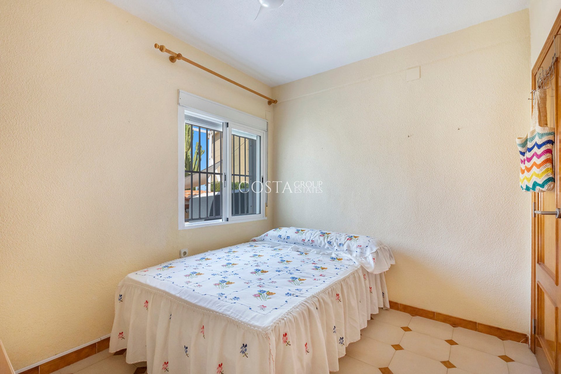 Resale - Villa -
Orihuela Costa - Rocio del Mar