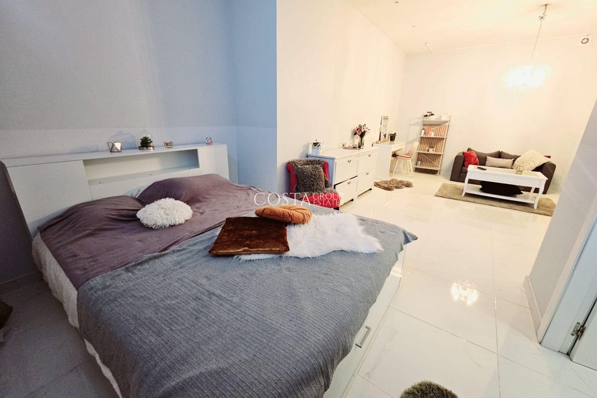 Resale - Villa -
Orihuela Costa - Villamartín