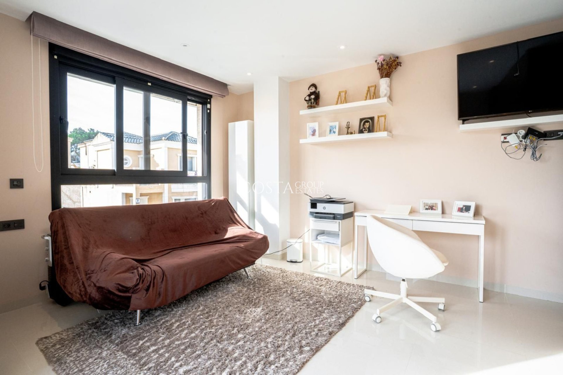 Resale - Villa -
Orihuela Costa - Villamartin