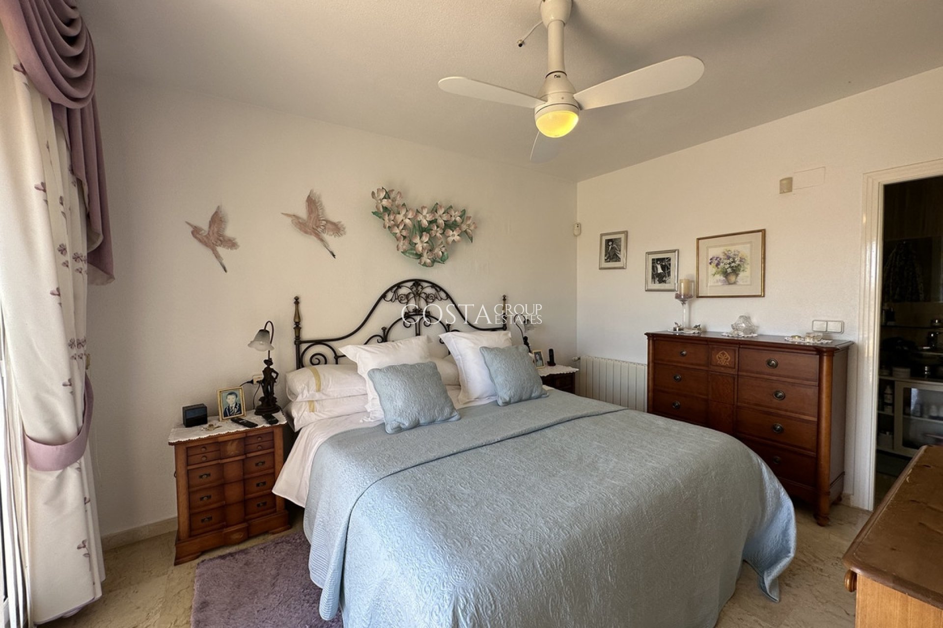 Resale - Villa -
Orihuela Costa - Villamartin