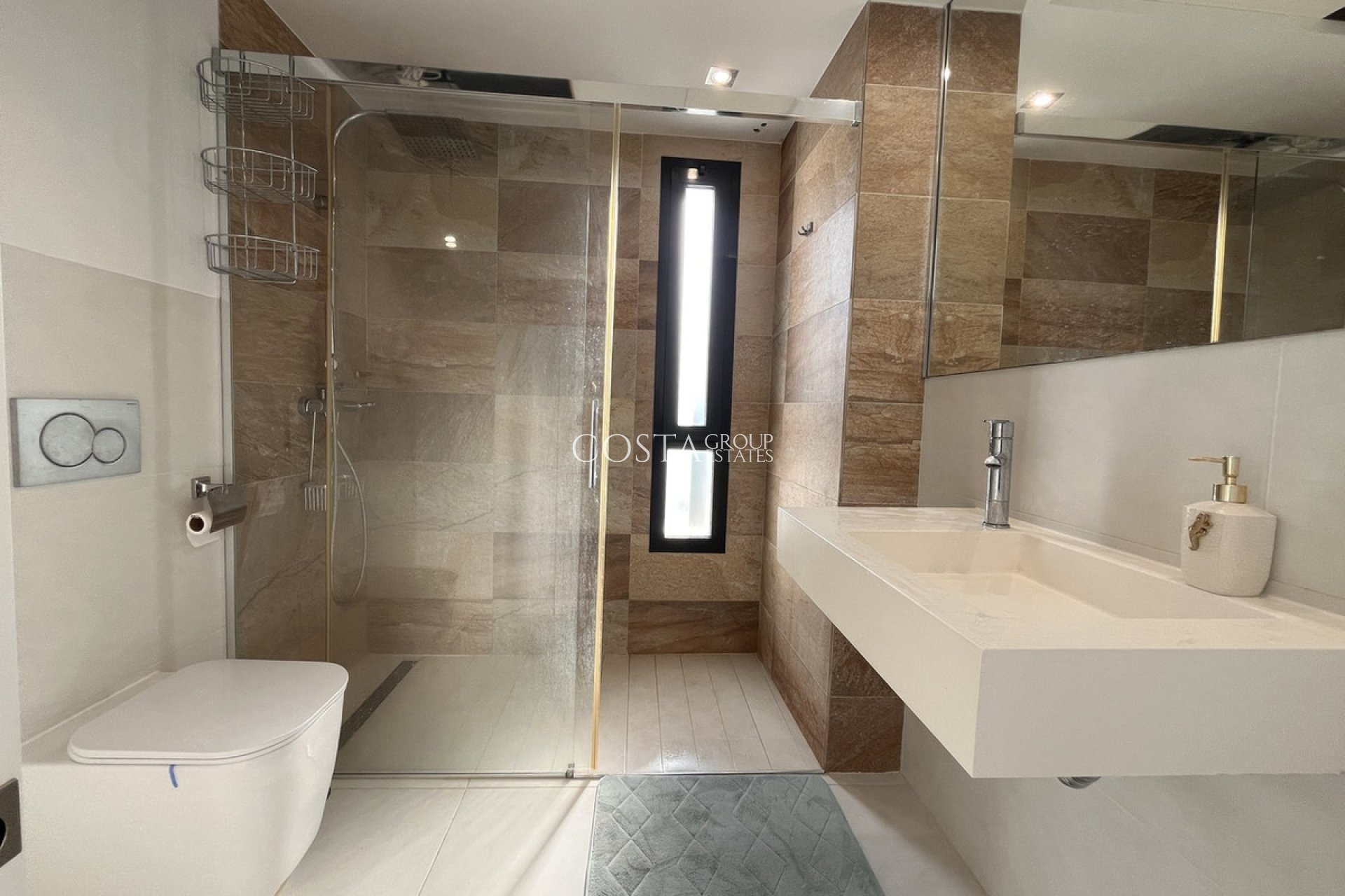 Resale - Villa -
Orihuela Costa - Villamartin