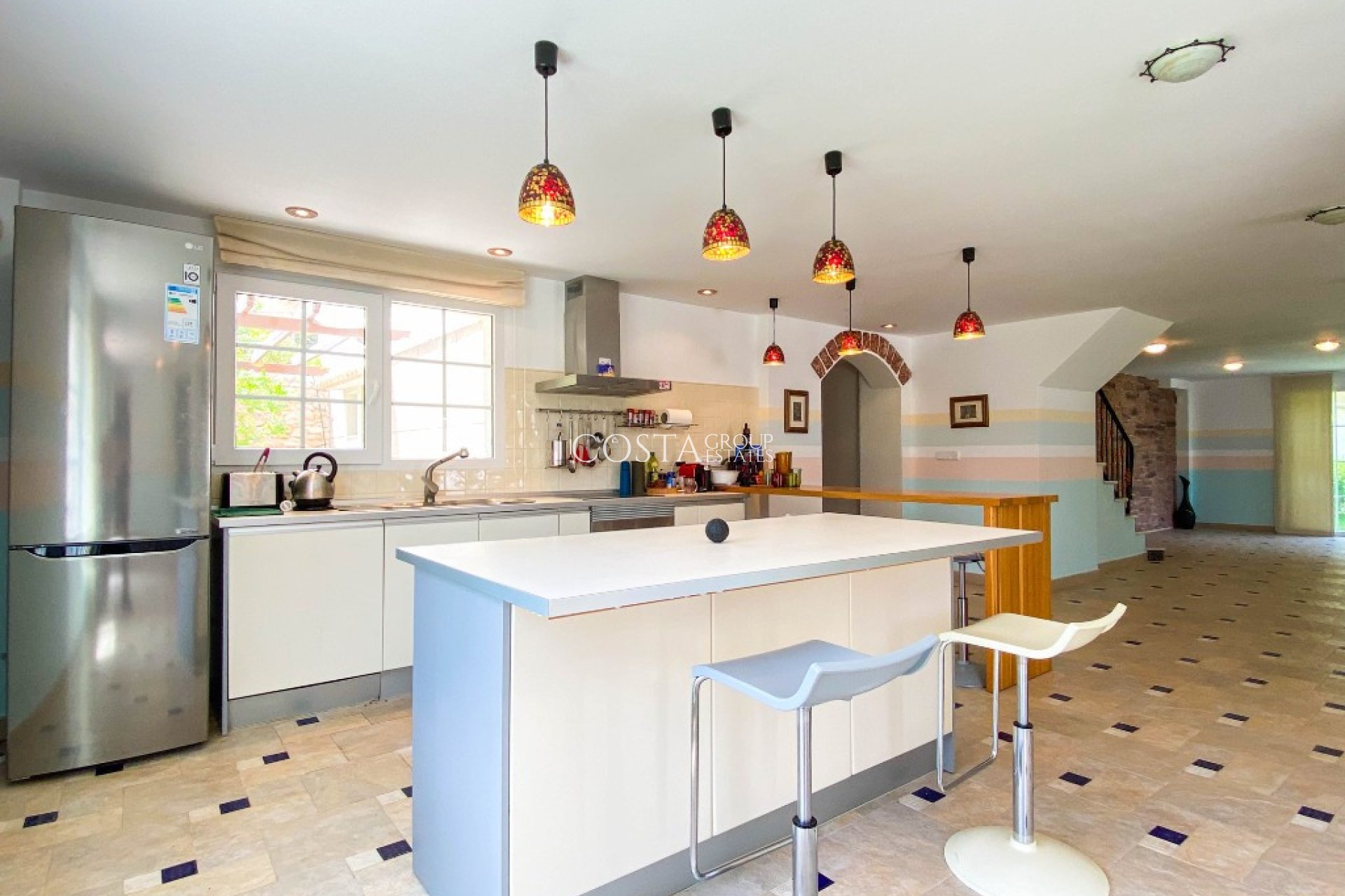 Resale - Villa -
Orihuela Costa - Villamartin