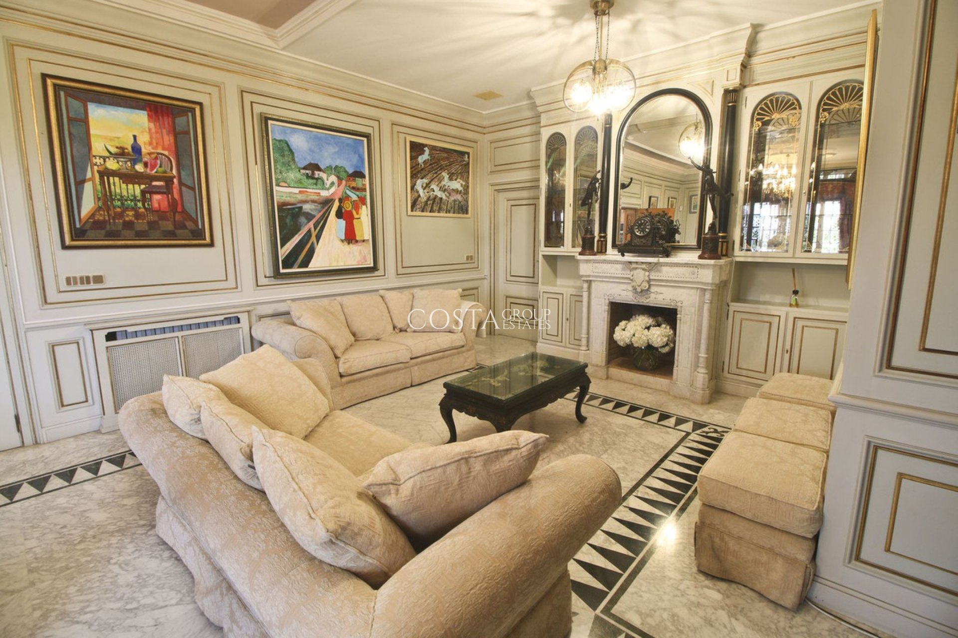 Resale - Villa -
Orihuela Costa - Villamartin