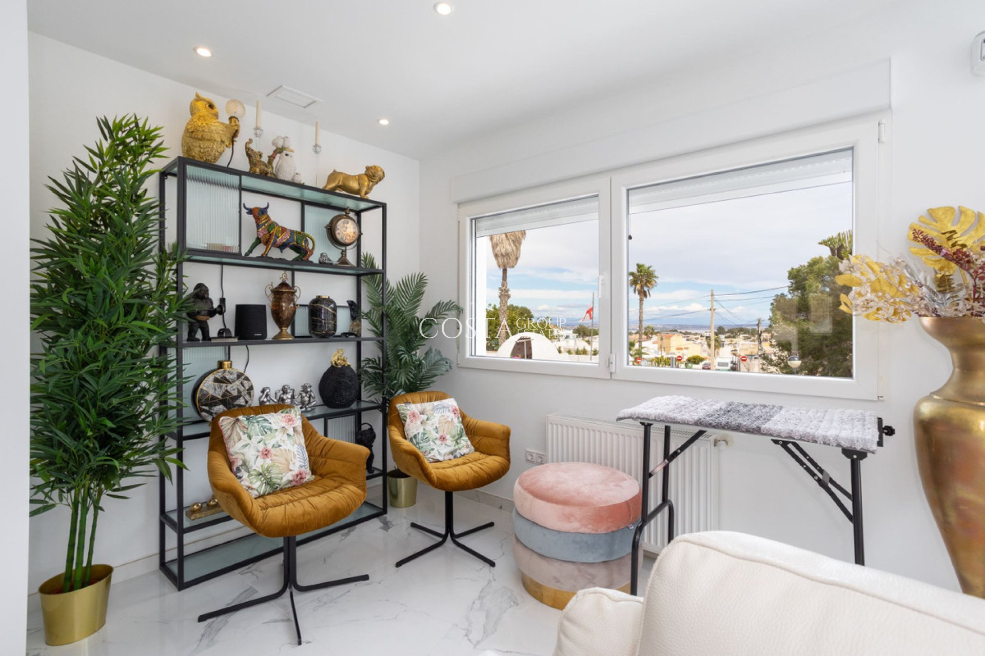 Resale - Villa -
Orihuela Costa - Villamartin