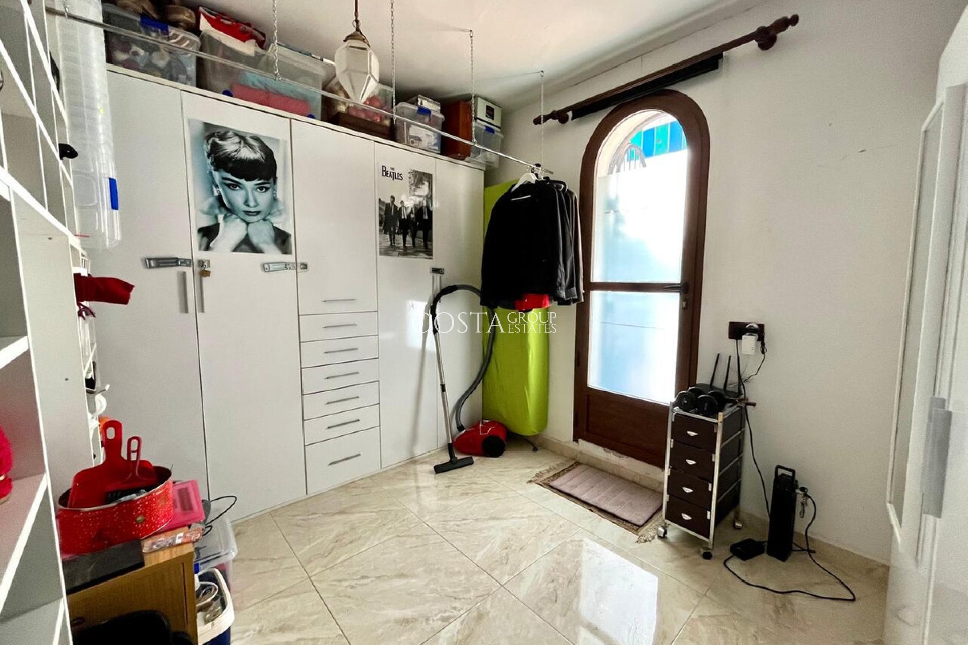 Resale - Villa -
Orihuela Costa - Villamartin