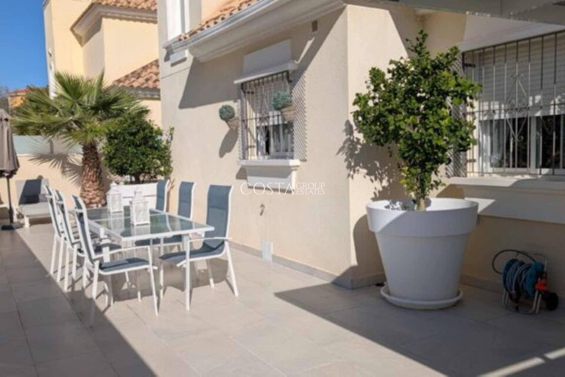 Resale - Villa -
Orihuela Costa - Villamartin