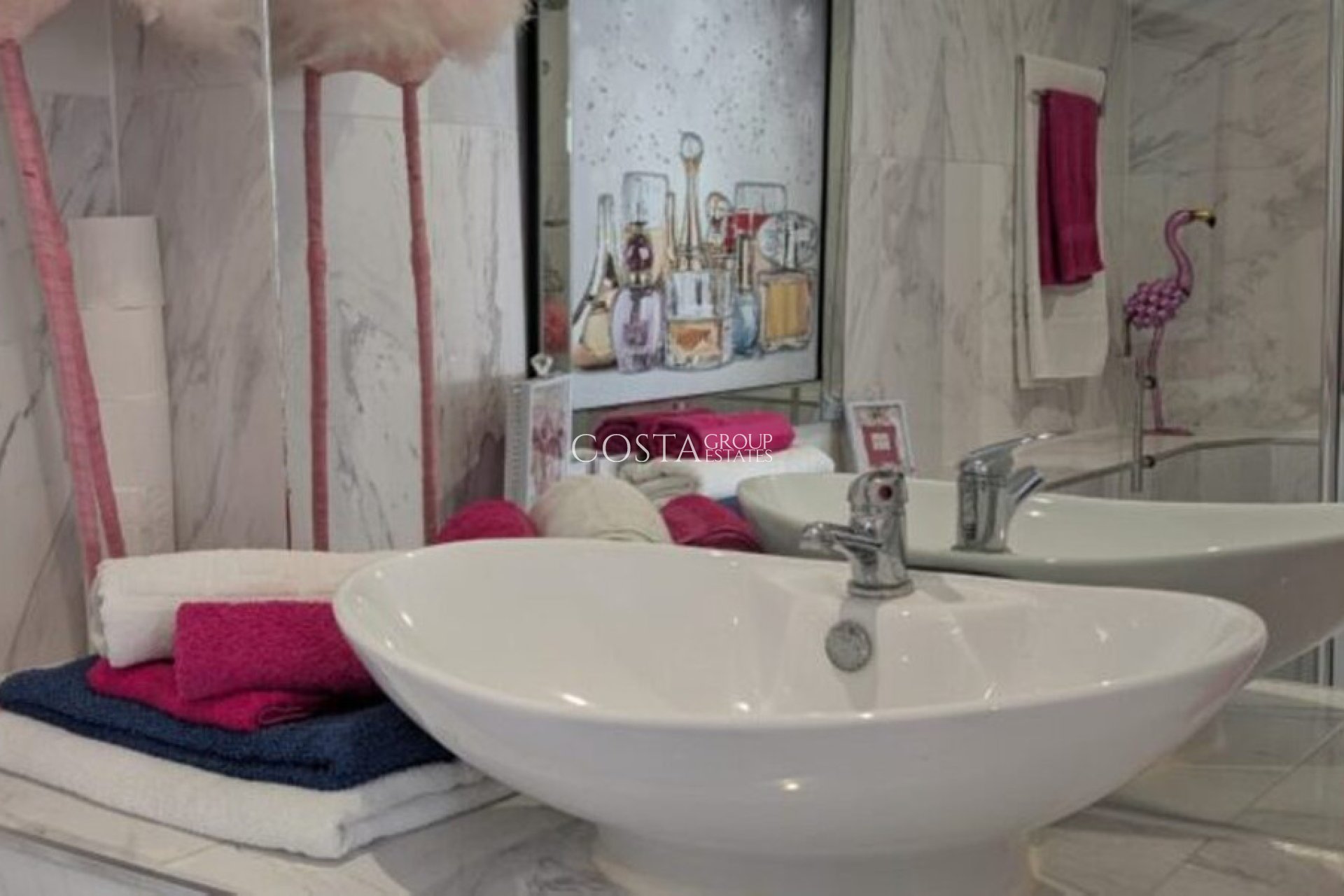 Resale - Villa -
Orihuela Costa - Villamartin