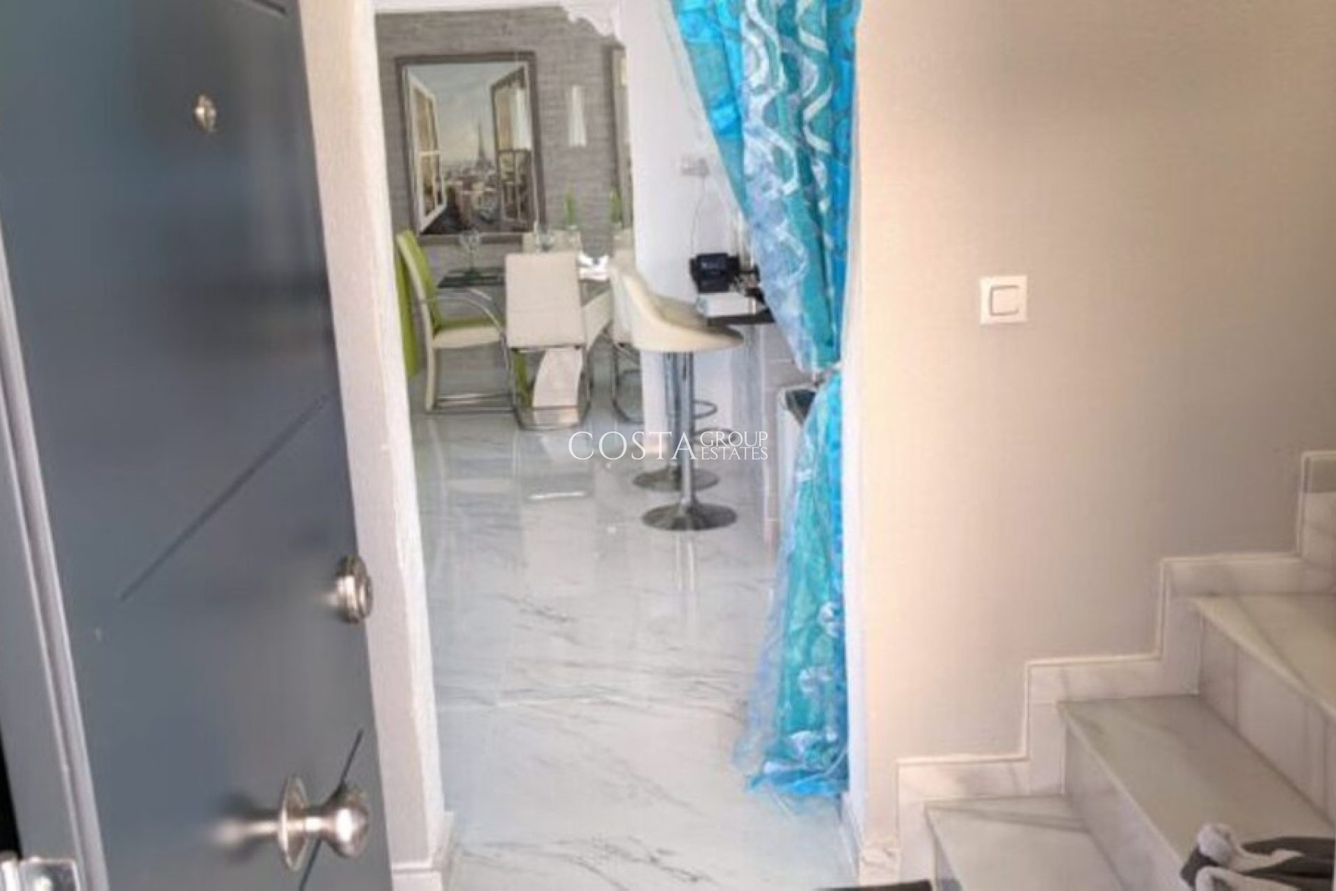 Resale - Villa -
Orihuela Costa - Villamartin