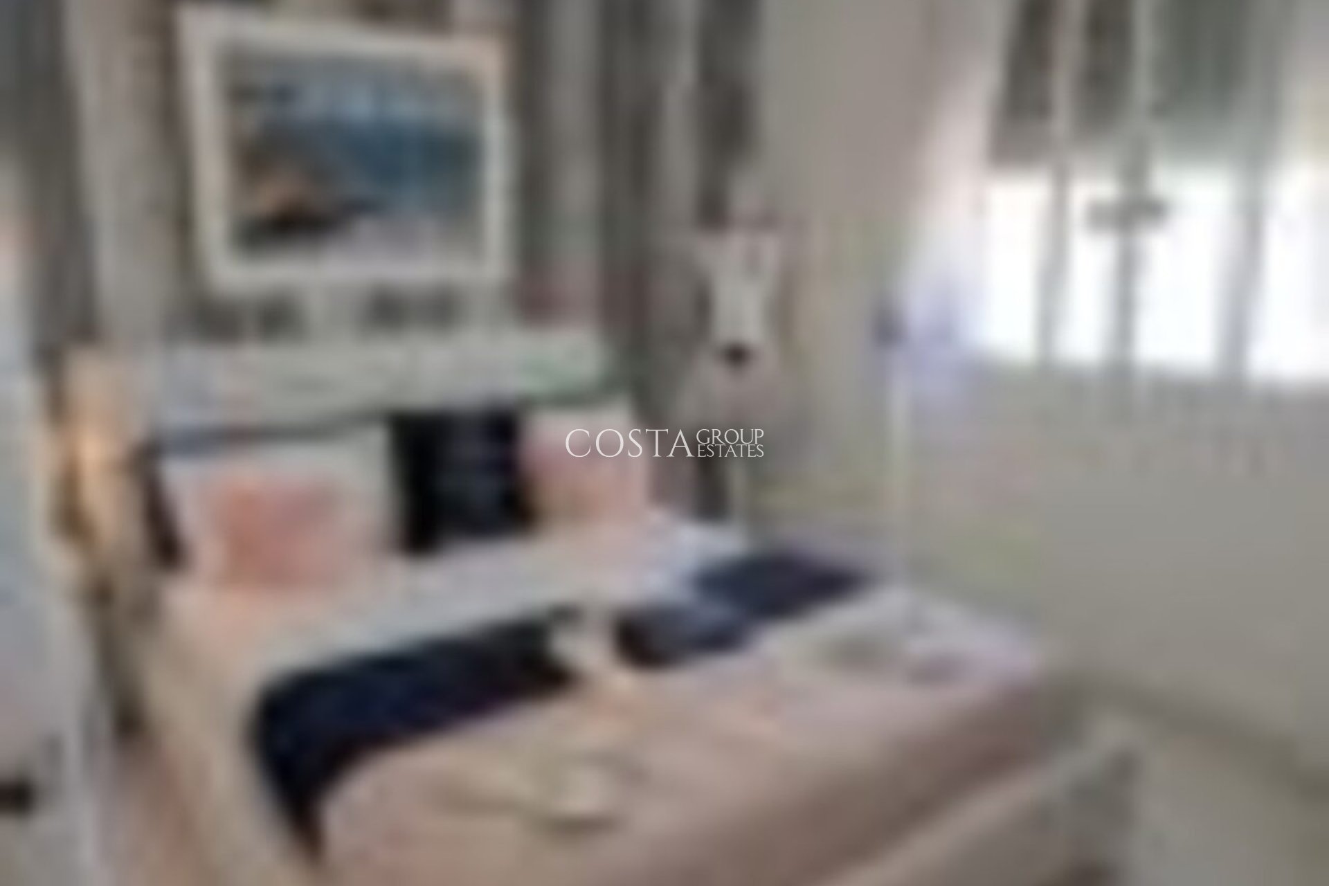 Resale - Villa -
Orihuela Costa - Villamartin