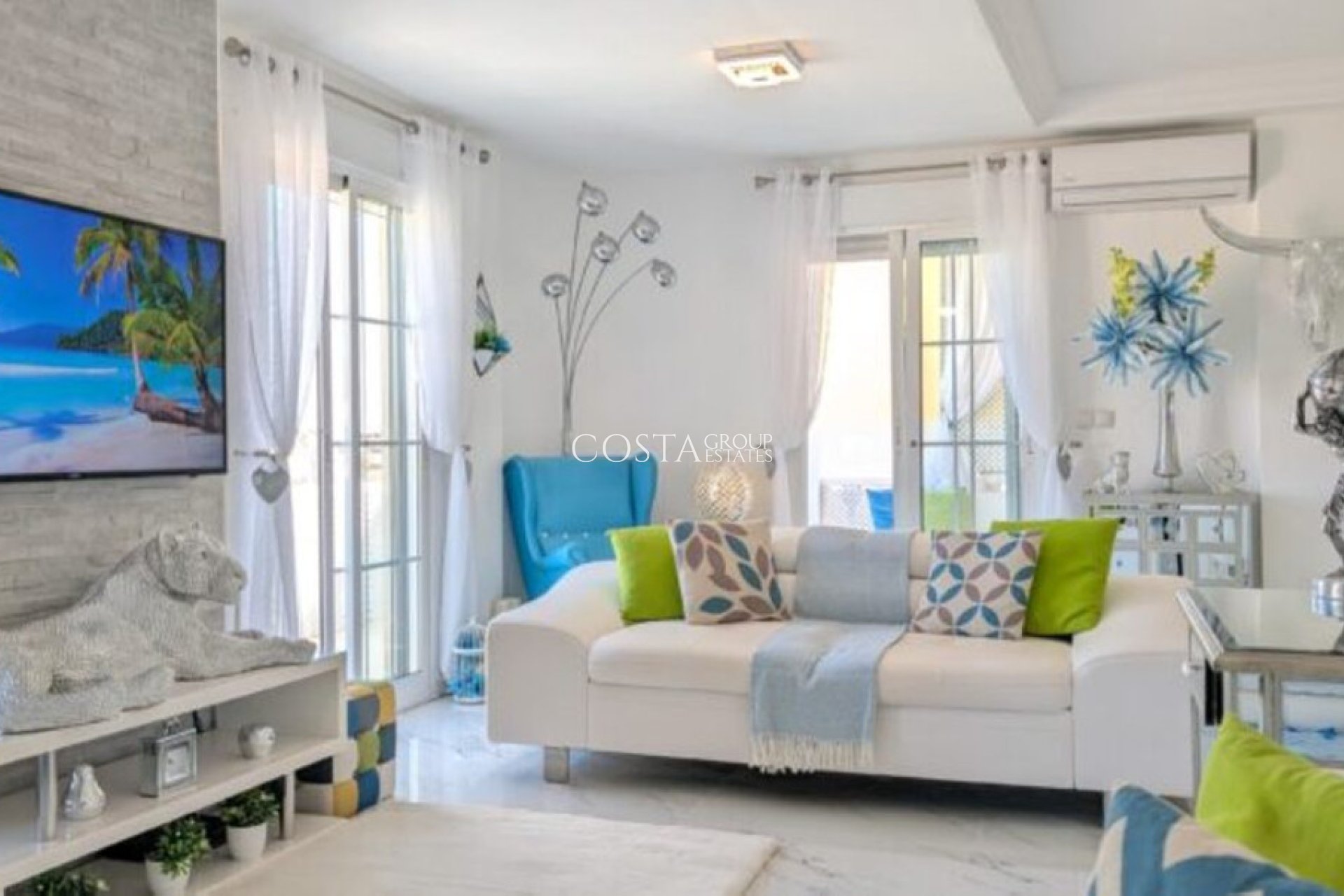 Resale - Villa -
Orihuela Costa - Villamartin