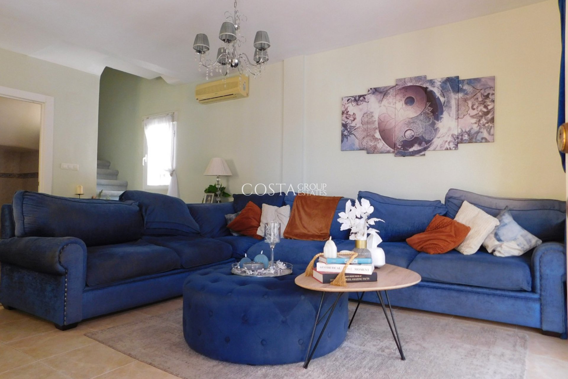 Resale - Villa -
Orihuela Costa - Villamartin