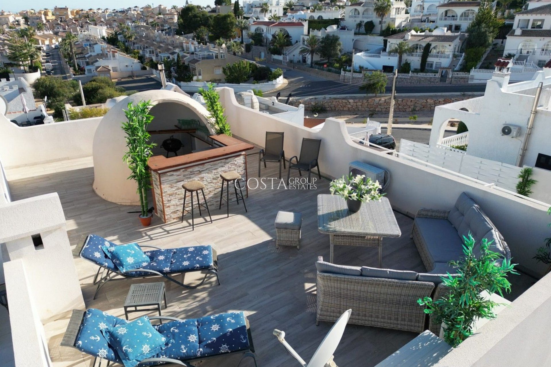 Resale - Villa -
Orihuela Costa - Villamartin