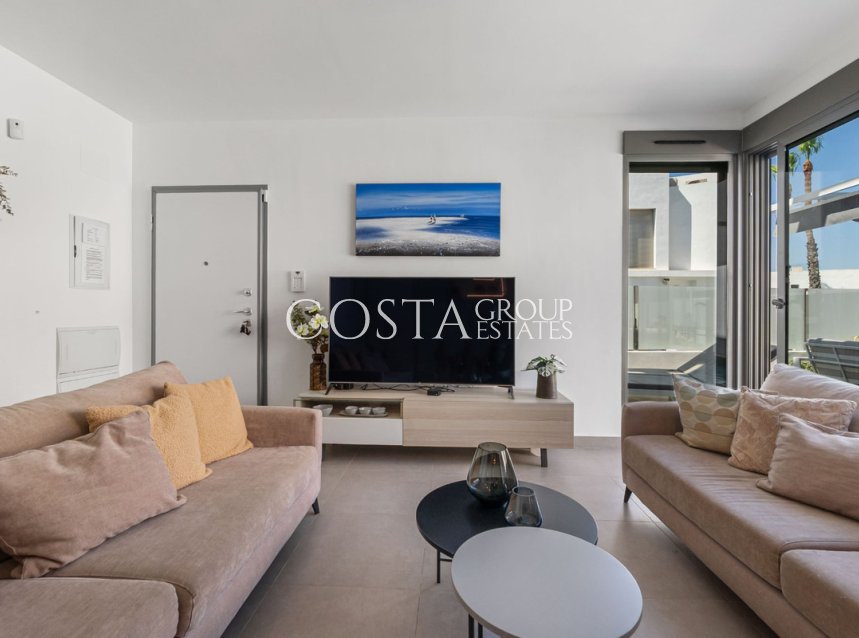 Resale - Villa -
Orihuela Costa - Villamartin