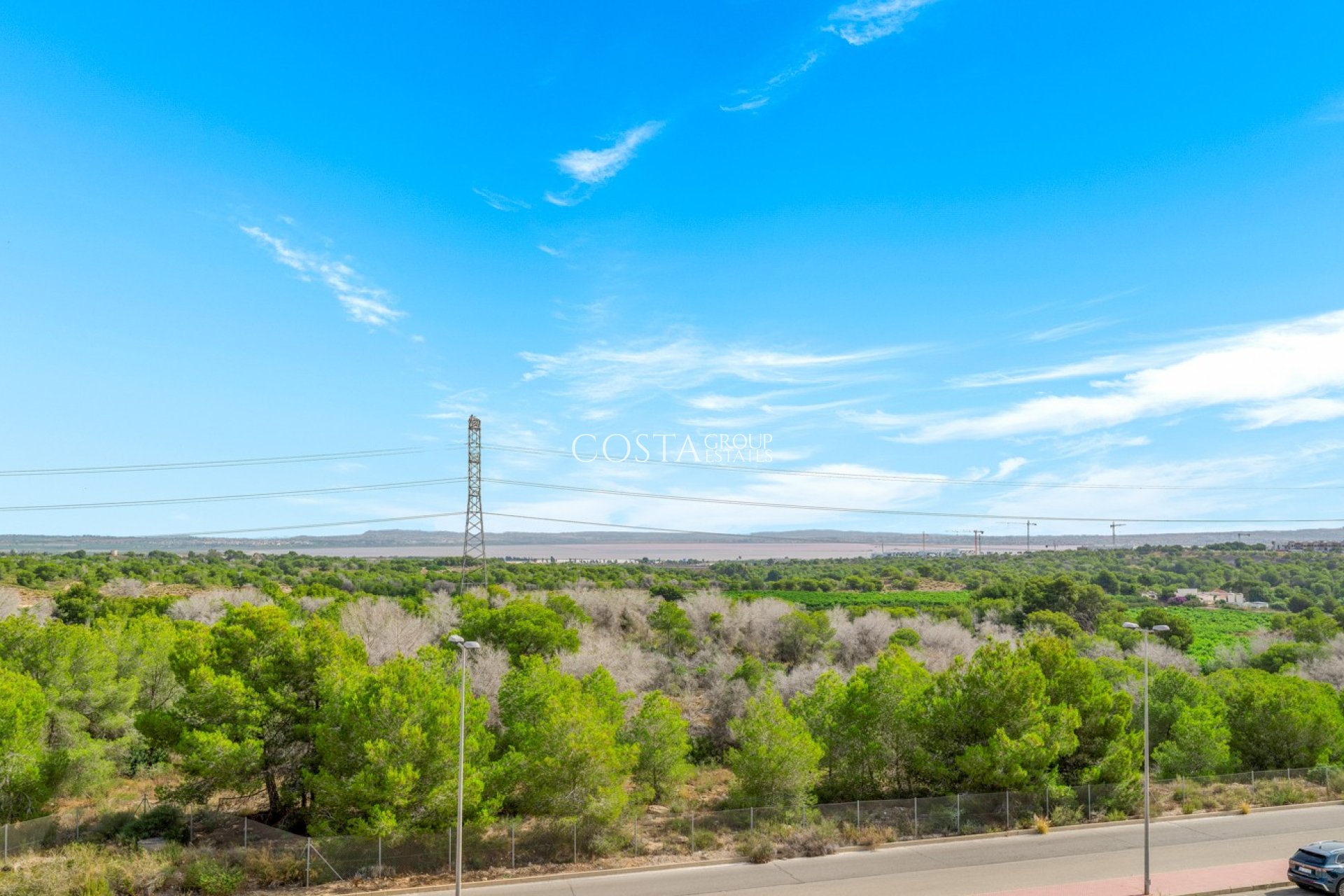 Resale - Villa -
Orihuela Costa - Villamartín