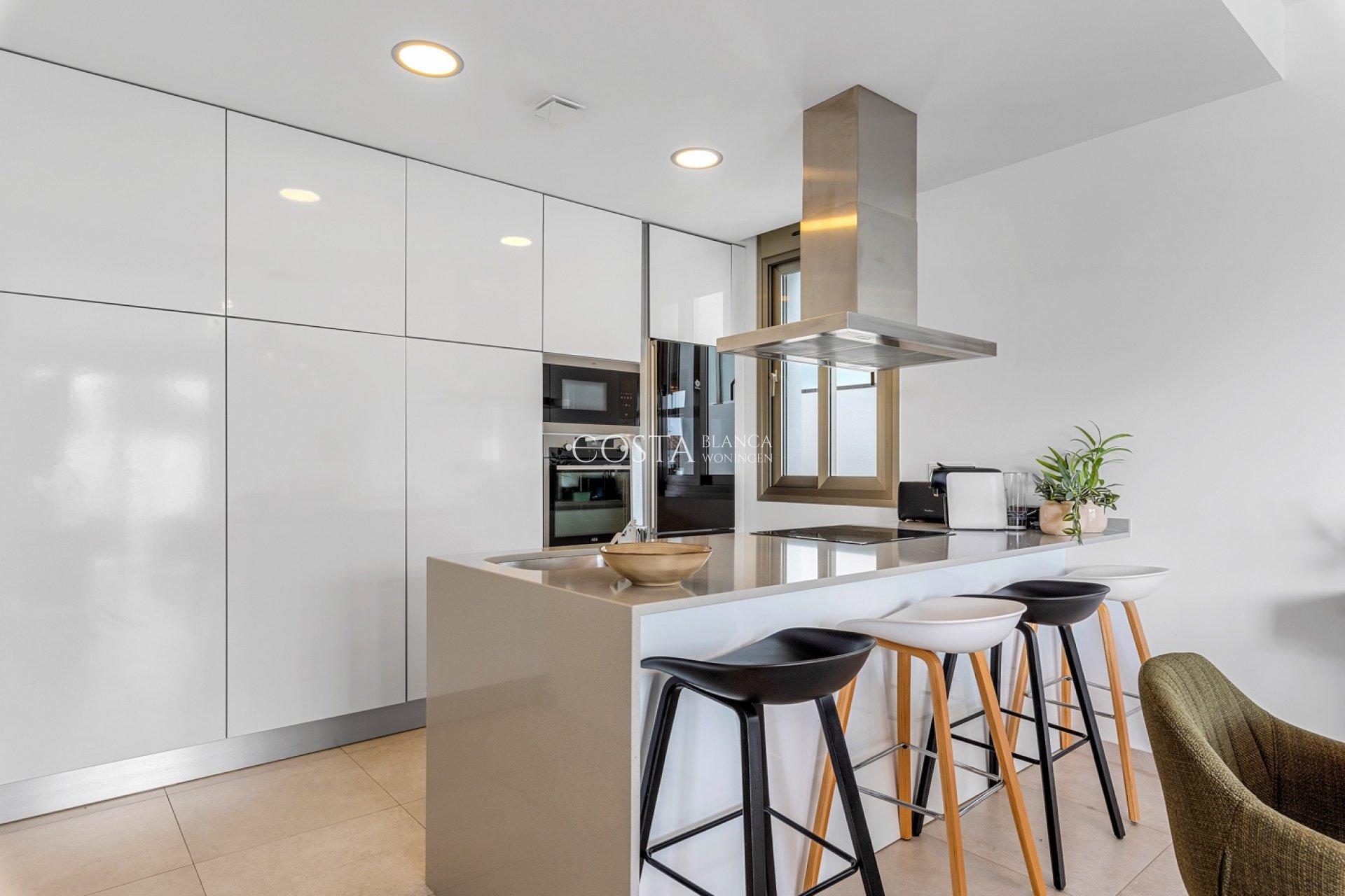 Resale - Villa -
Orihuela Costa - Villamartín