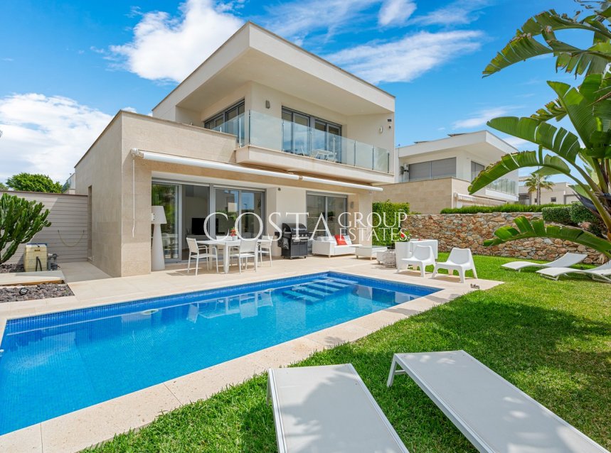 Resale - Villa -
Orihuela Costa - Vistabella Golf