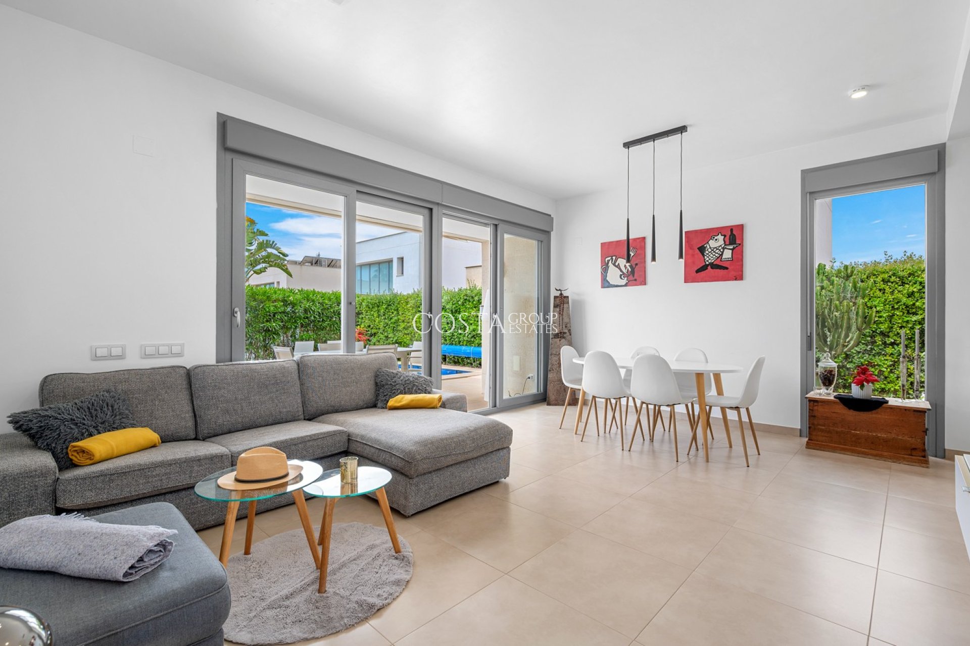 Resale - Villa -
Orihuela Costa - Vistabella Golf