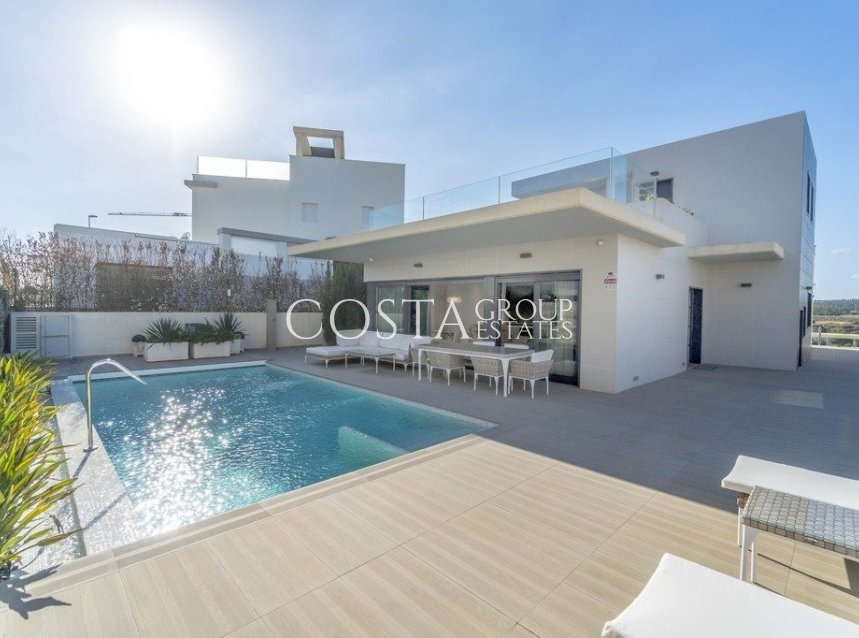 Resale - Villa -
Orihuela Costa
