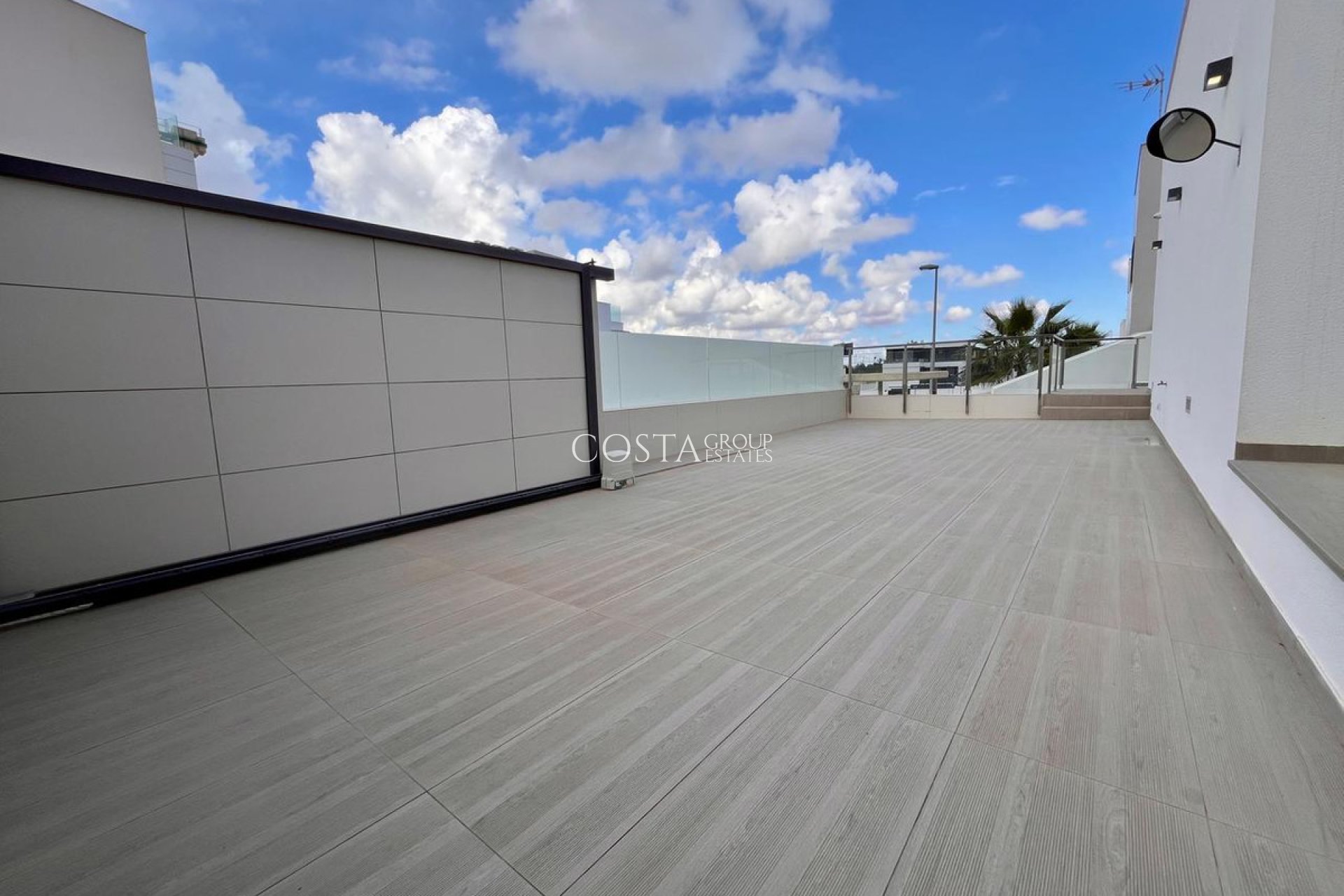 Resale - Villa -
Orihuela - Dehesa de Campoamor