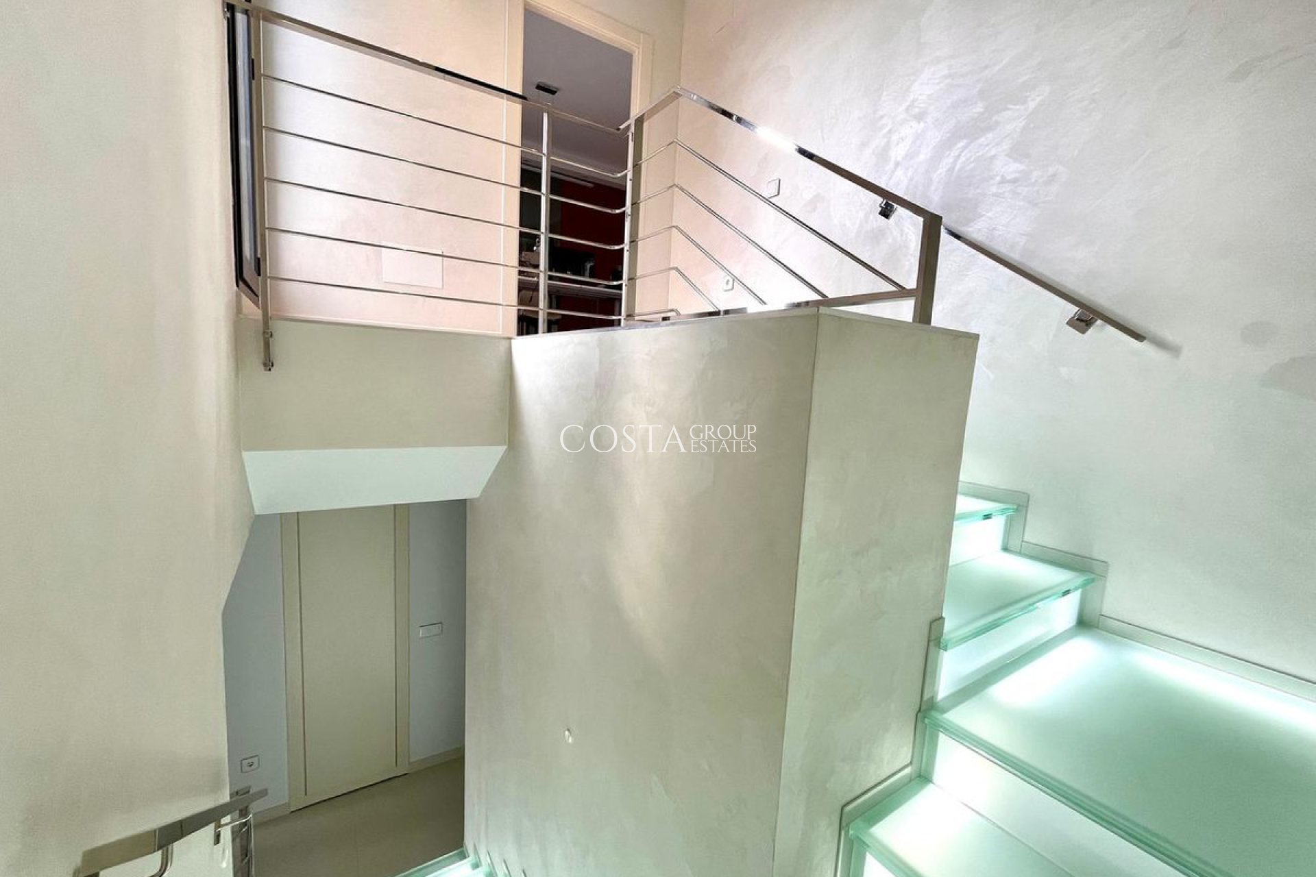 Resale - Villa -
Orihuela - Dehesa de Campoamor