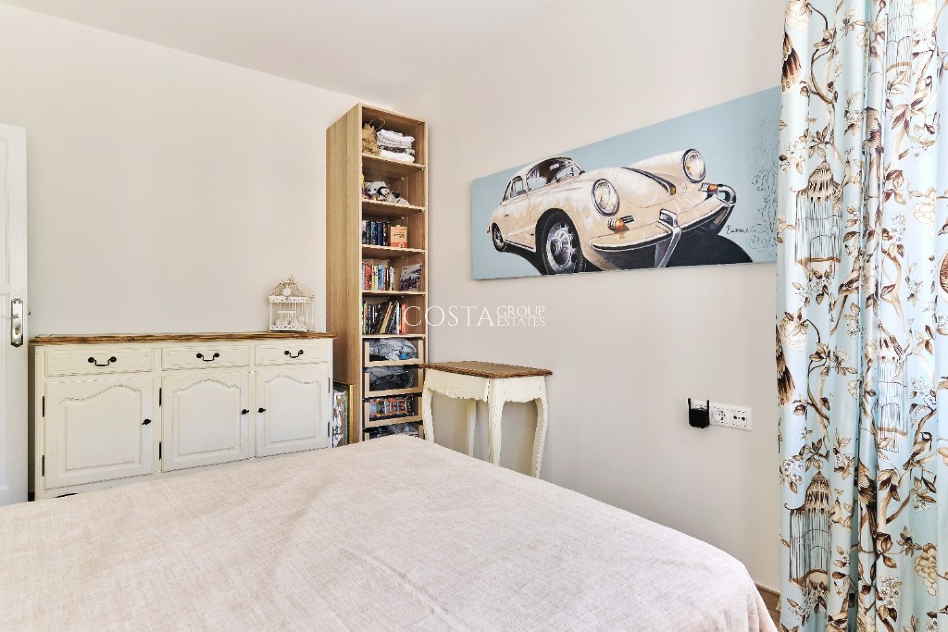 Resale - Villa -
Orihuela - Dehesa de Campoamor