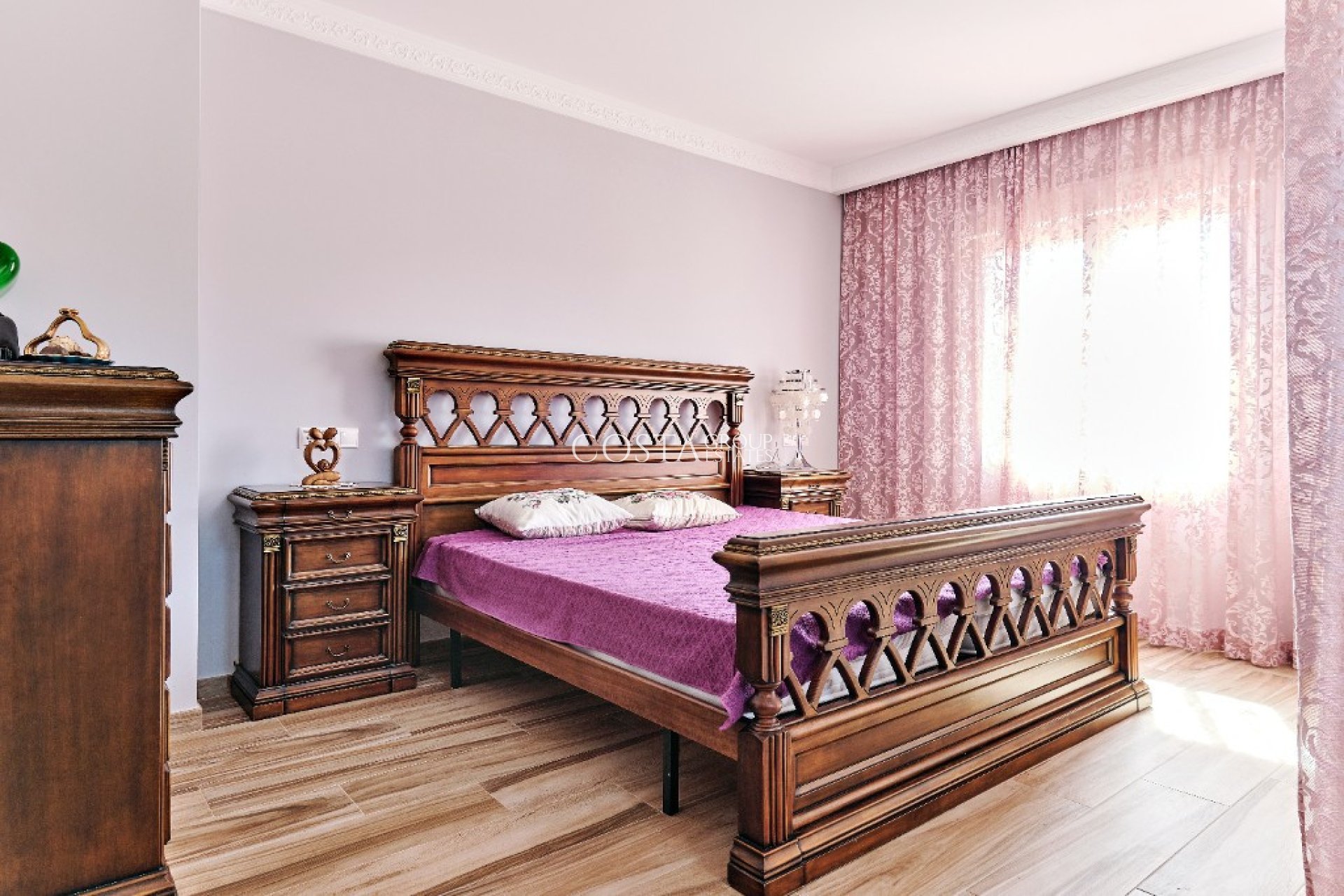 Resale - Villa -
Orihuela - Dehesa de Campoamor