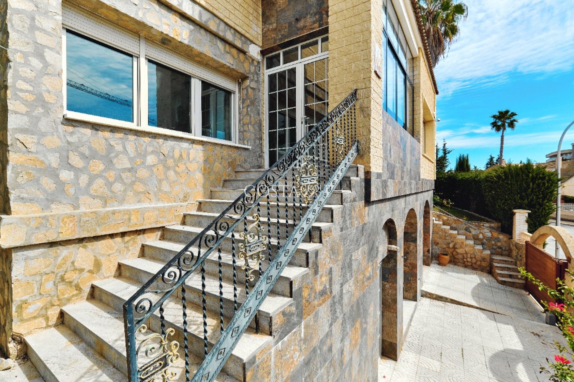 Resale - Villa -
Orihuela - Dehesa de Campoamor