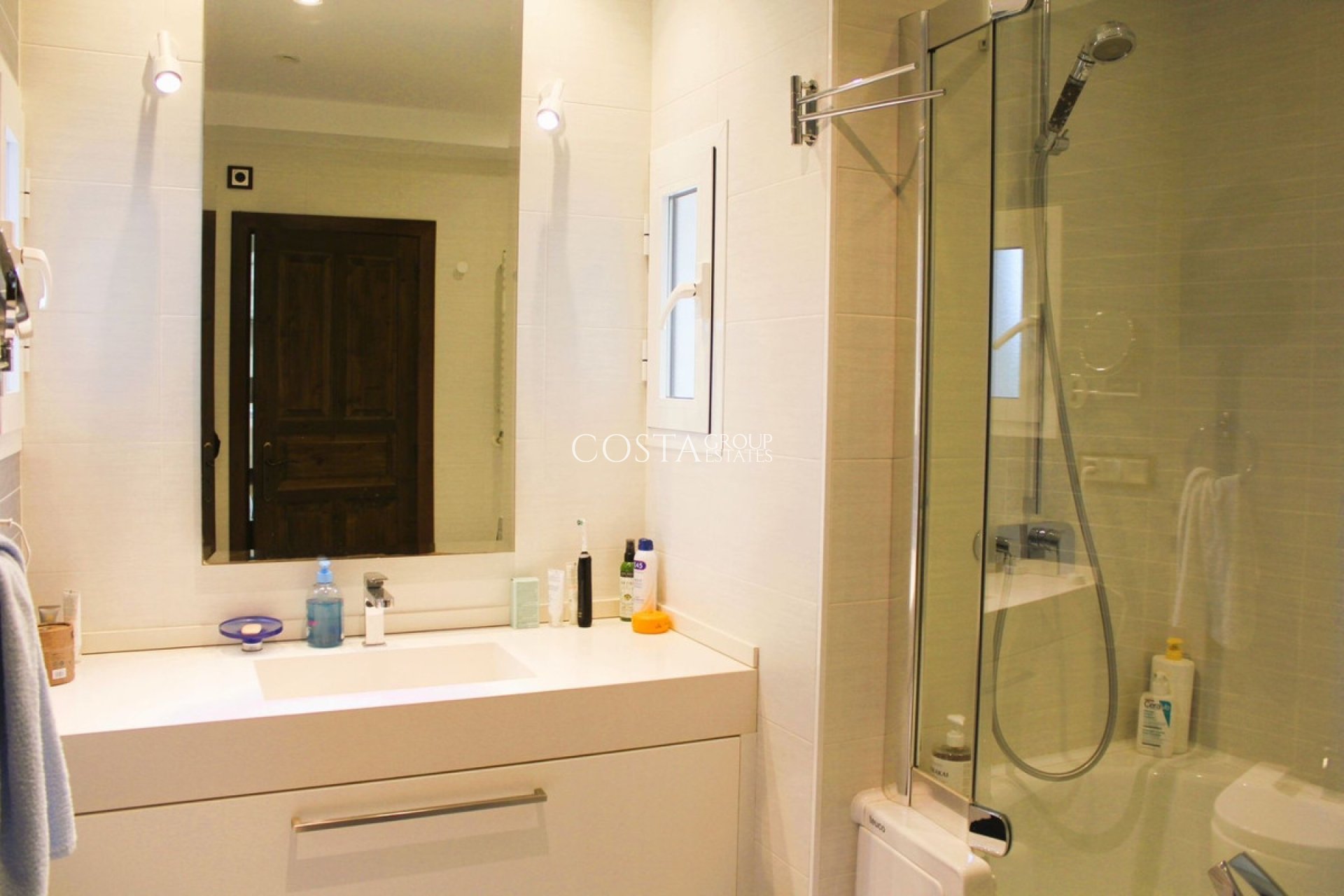 Resale - Villa -
Orihuela - Dehesa de Campoamor