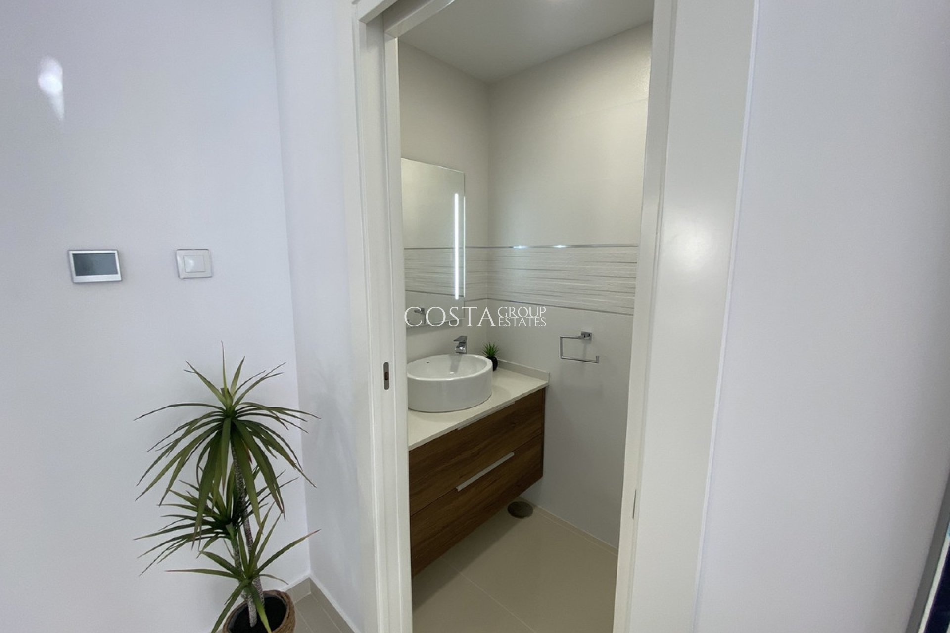 Resale - Villa -
Orihuela - Dehesa de Campoamor