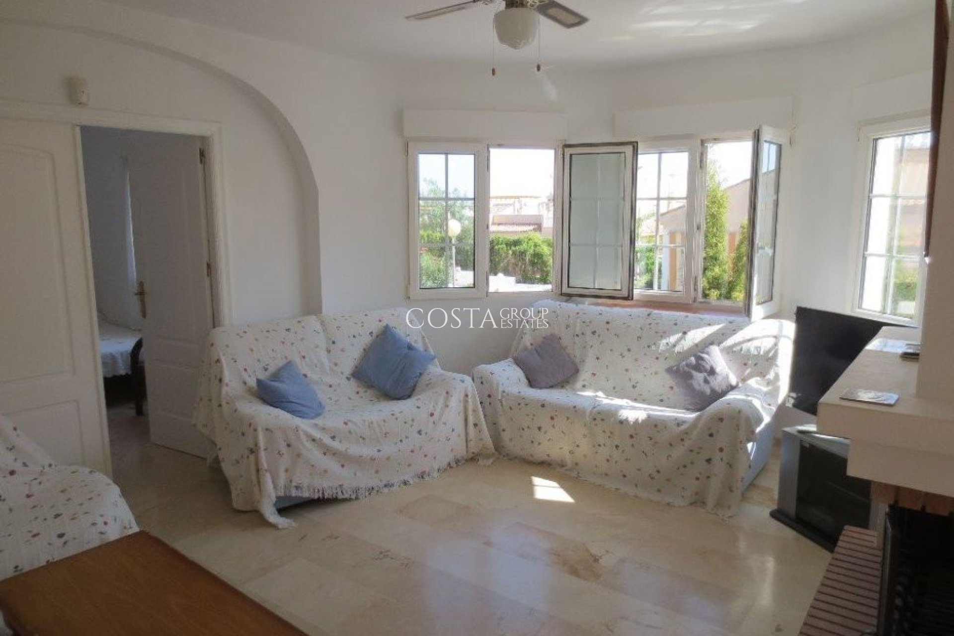 Resale - Villa -
Orihuela - El Galan