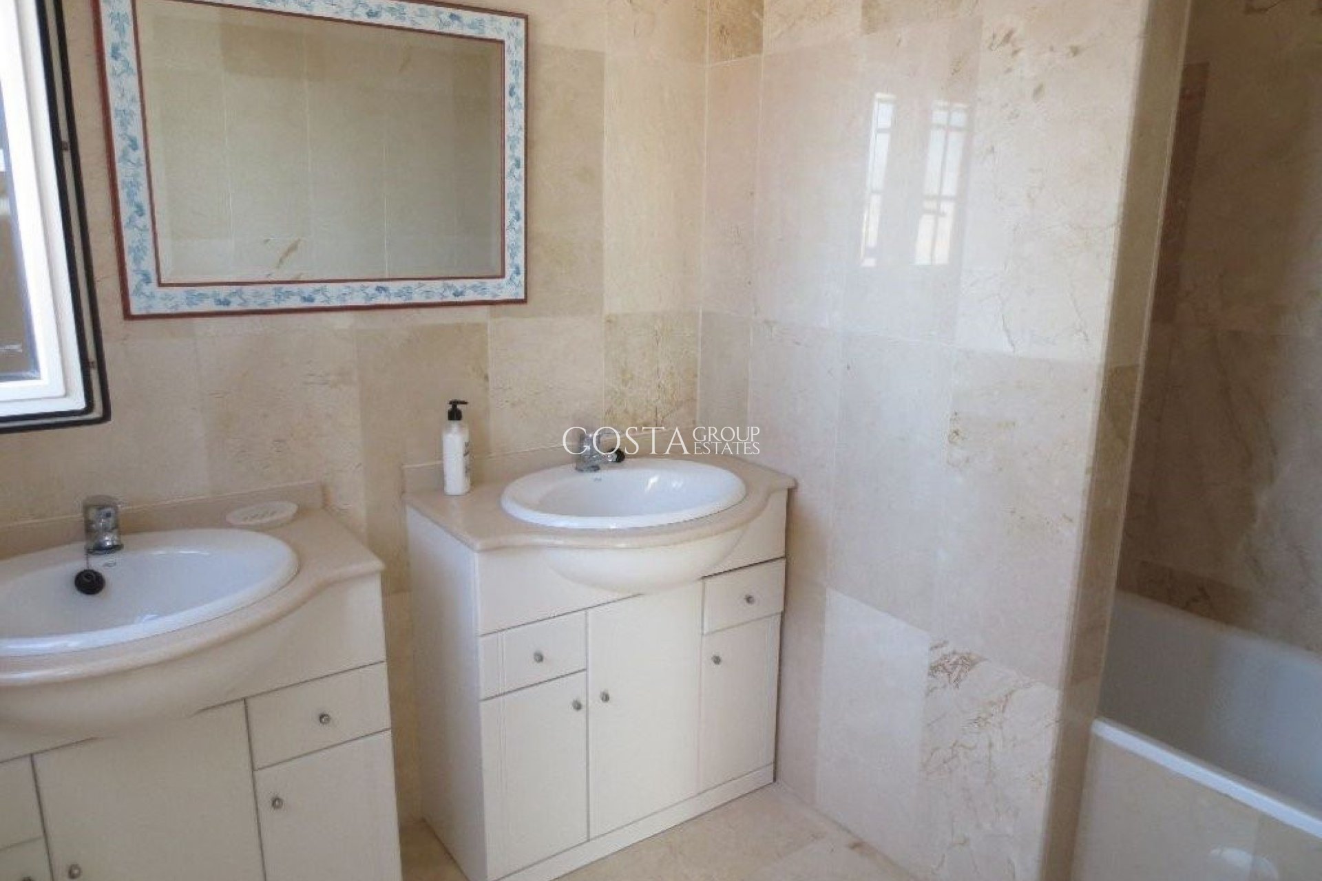 Resale - Villa -
Orihuela - El Galan