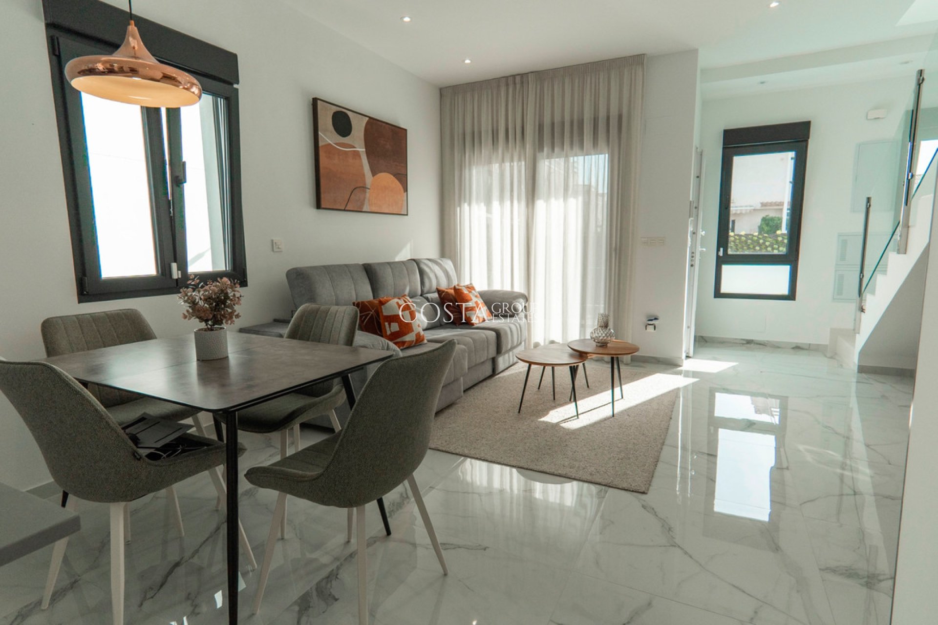 Resale - Villa -
Orihuela - La Florida