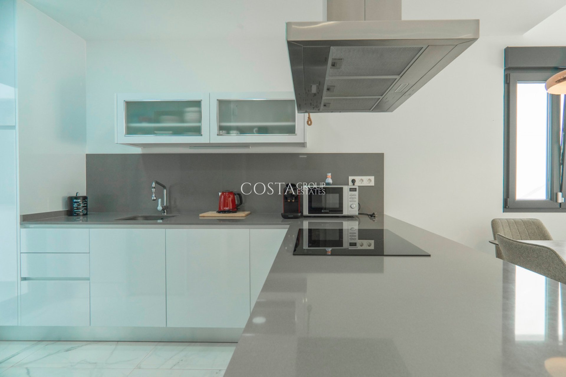 Resale - Villa -
Orihuela - La Florida