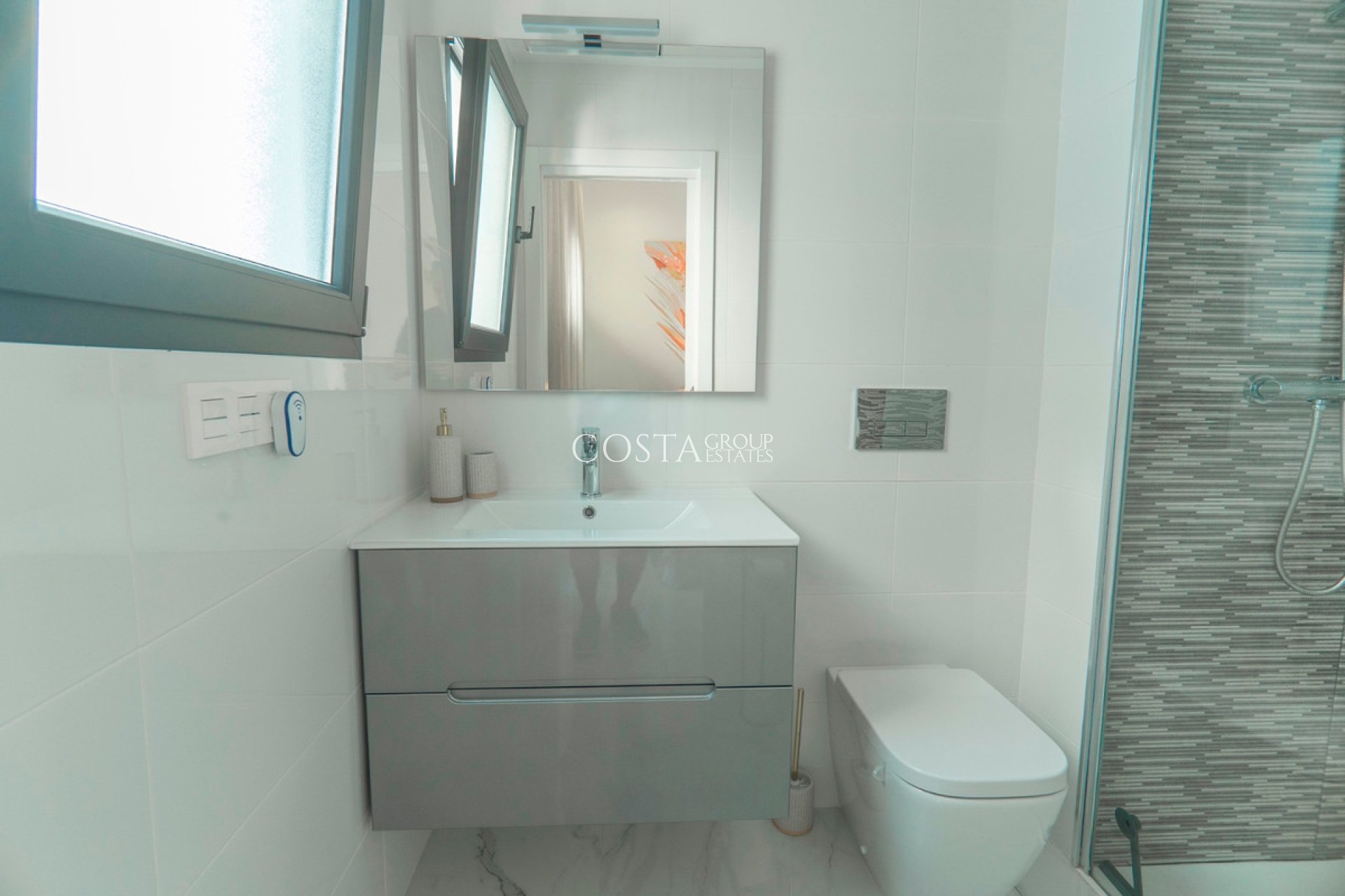 Resale - Villa -
Orihuela - La Florida