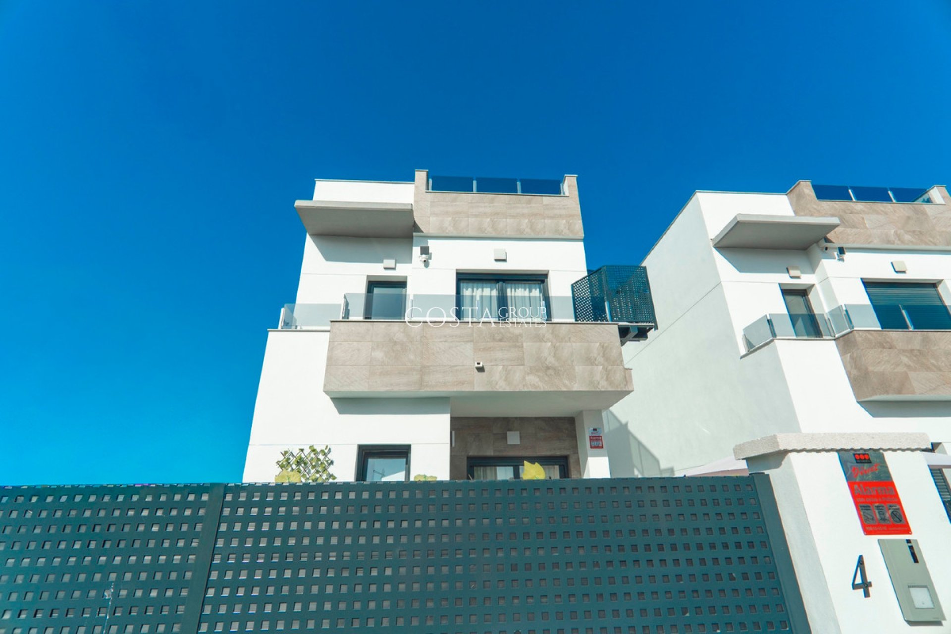 Resale - Villa -
Orihuela - La Florida