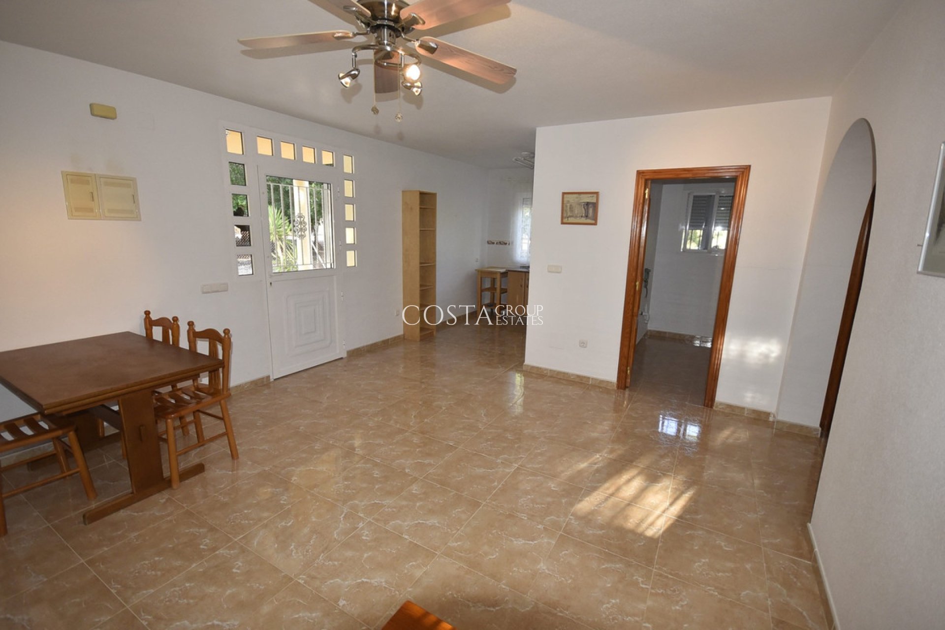 Resale - Villa -
Orihuela - La Matanza