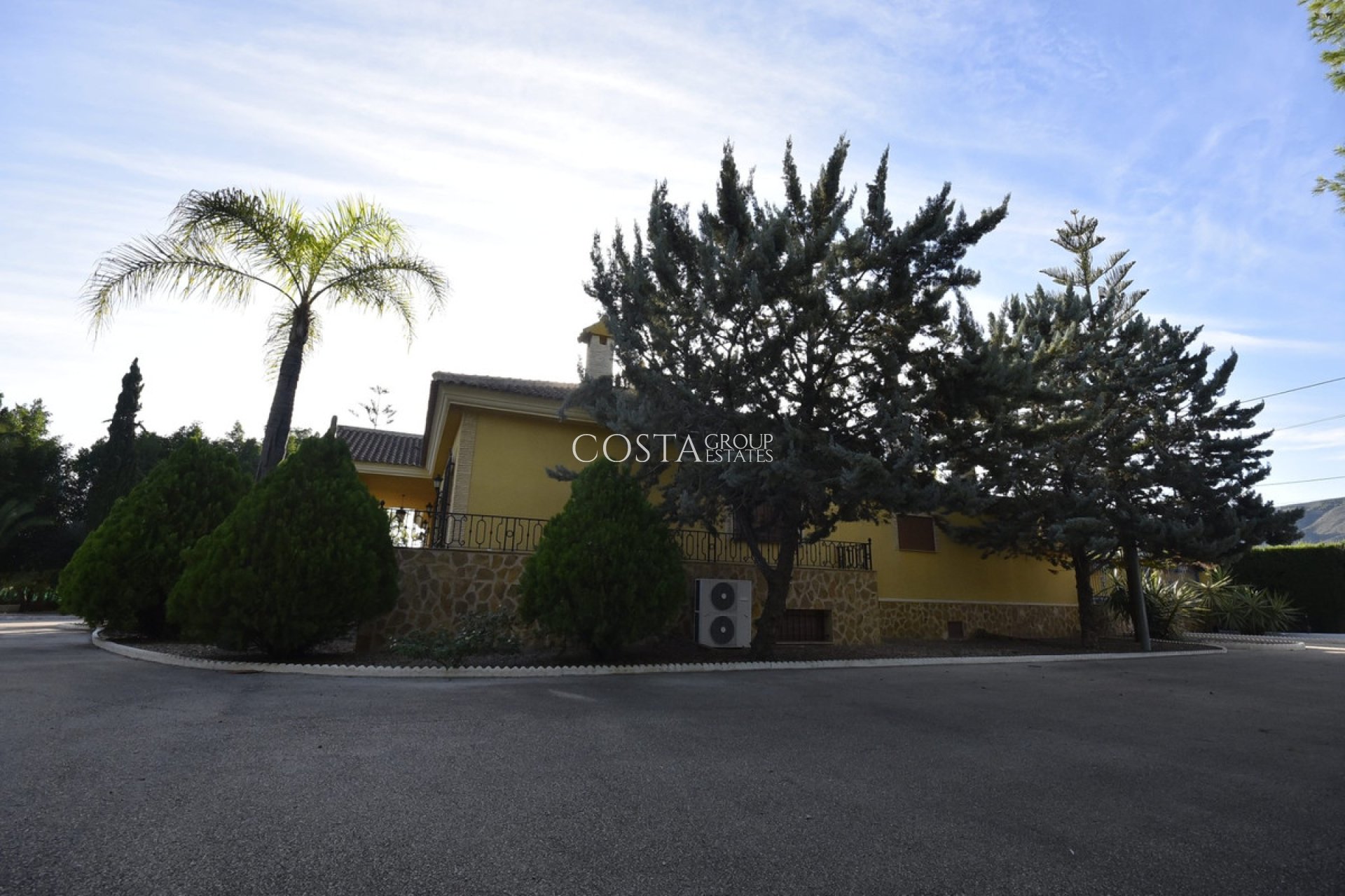 Resale - Villa -
Orihuela - La Matanza