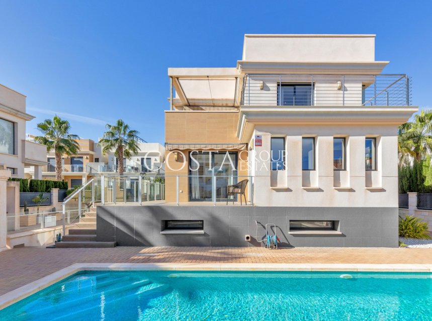 Resale - Villa -
Orihuela - La Zenia