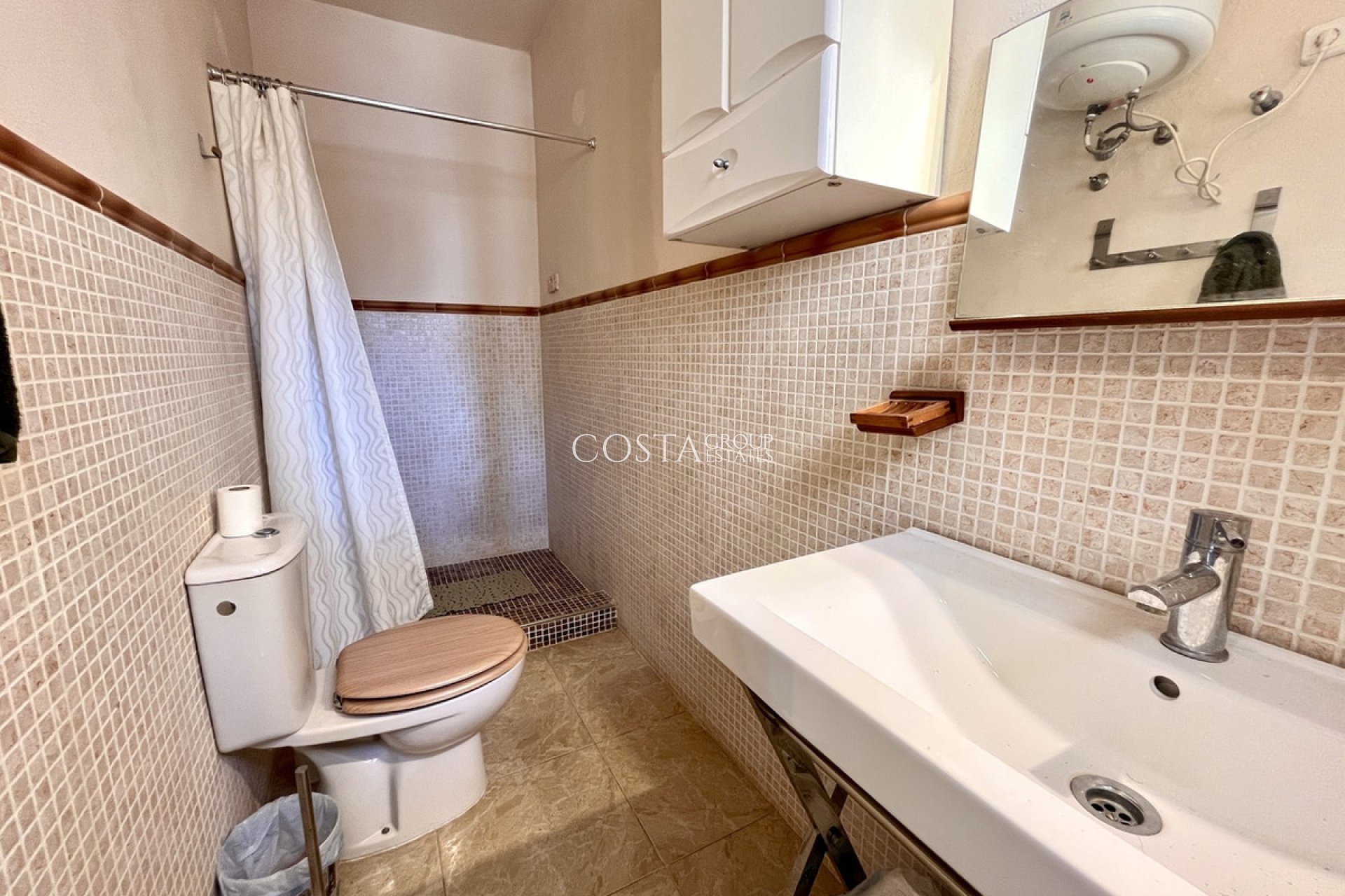 Resale - Villa -
Orihuela - La Zenia