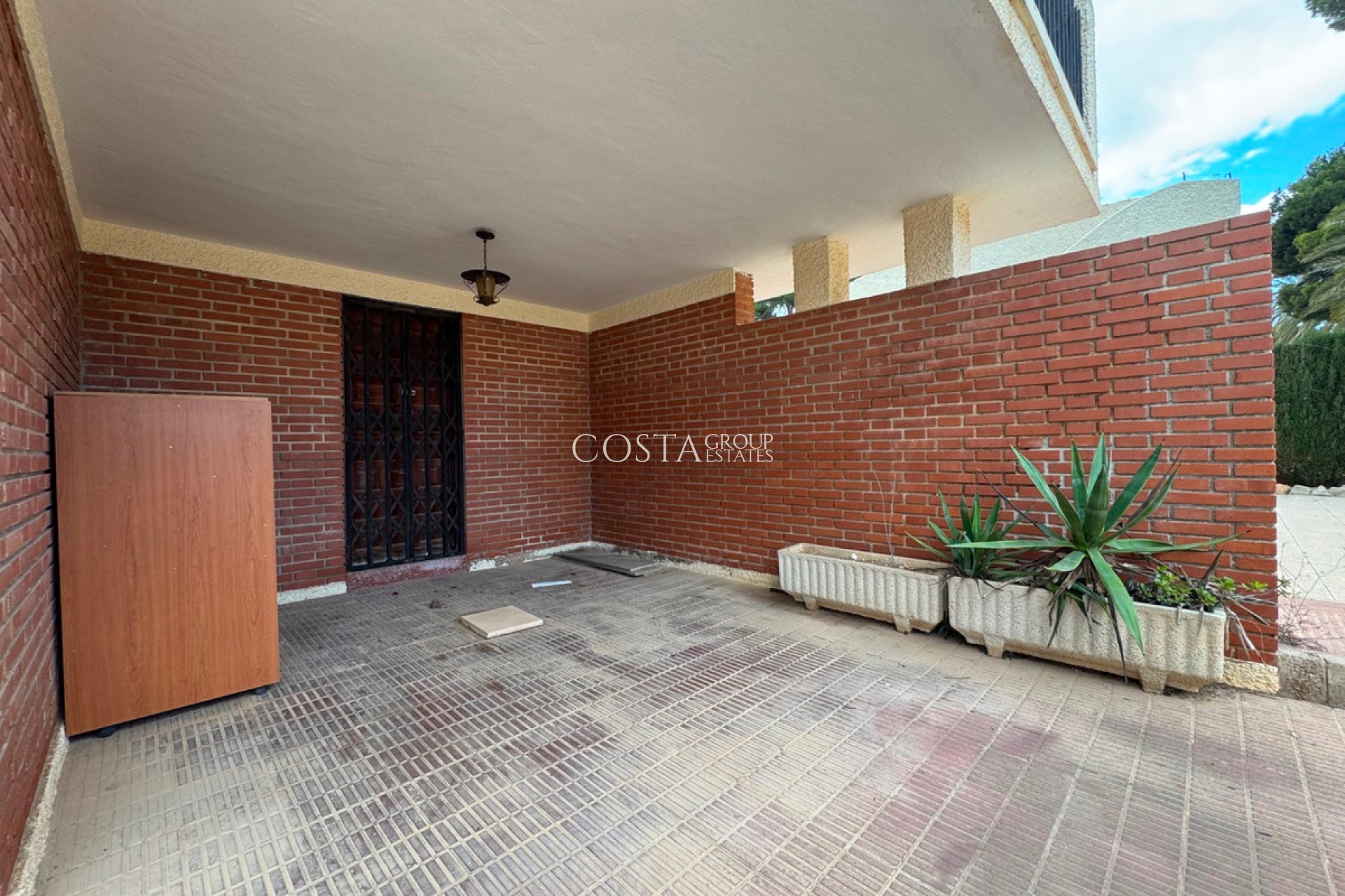 Resale - Villa -
Orihuela - La Zenia