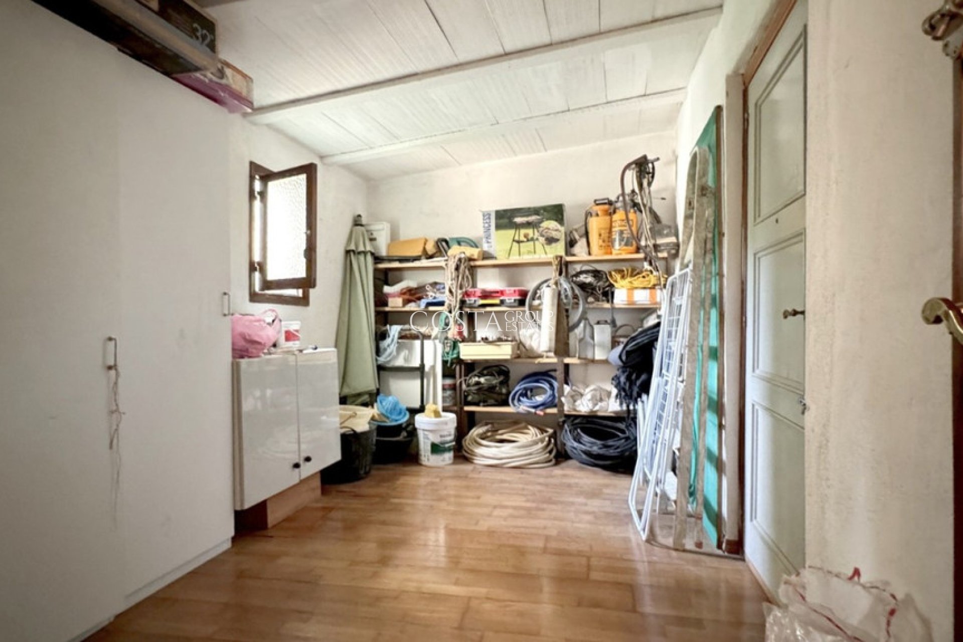 Resale - Villa -
Orihuela - La Zenia